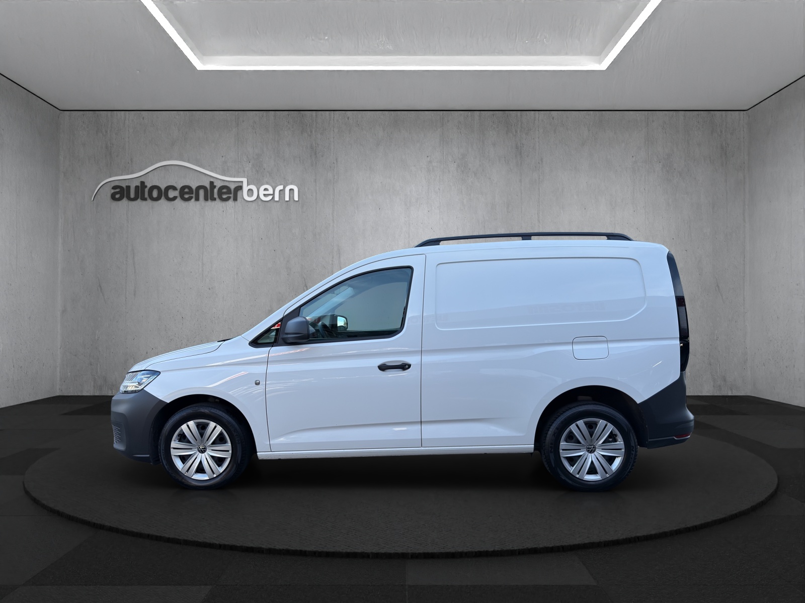 VW Caddy Cargo 2.0TDI-image-3