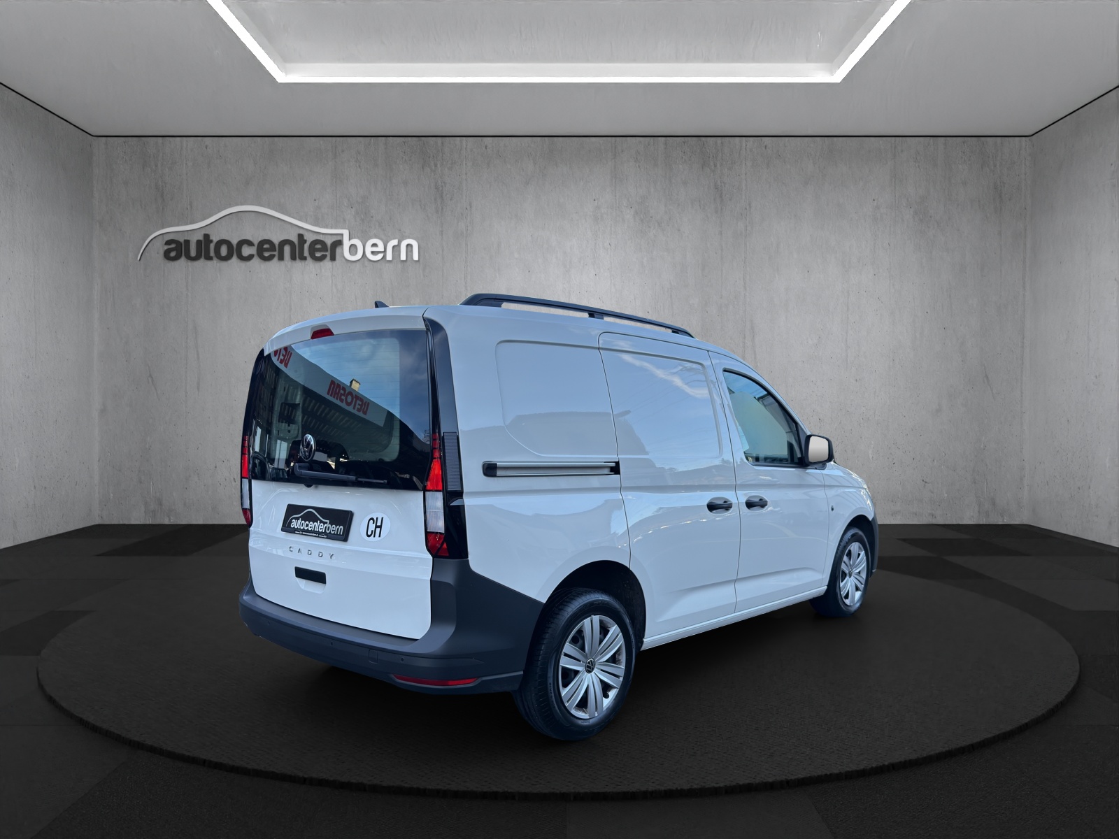 VW Caddy Cargo 2.0TDI-image-6