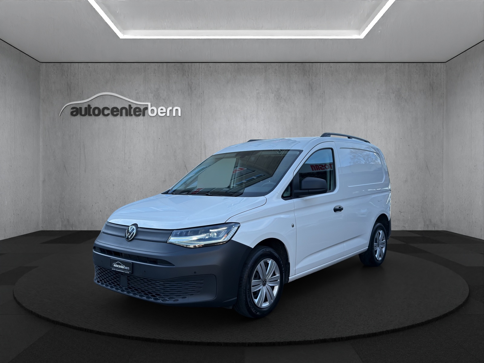 VW Caddy Cargo 2.0TDI-image-2