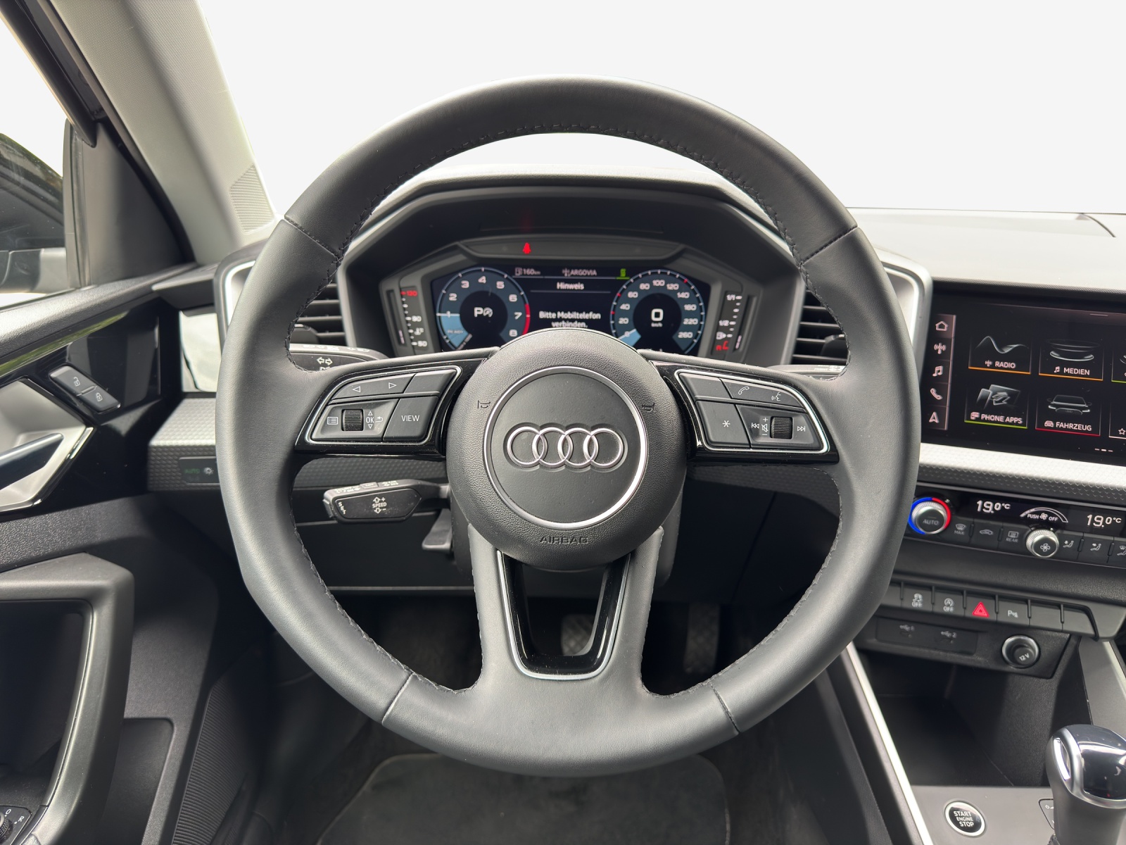 AUDI A1 Sportback 30 TFSI Attraction S-tronic-image-9