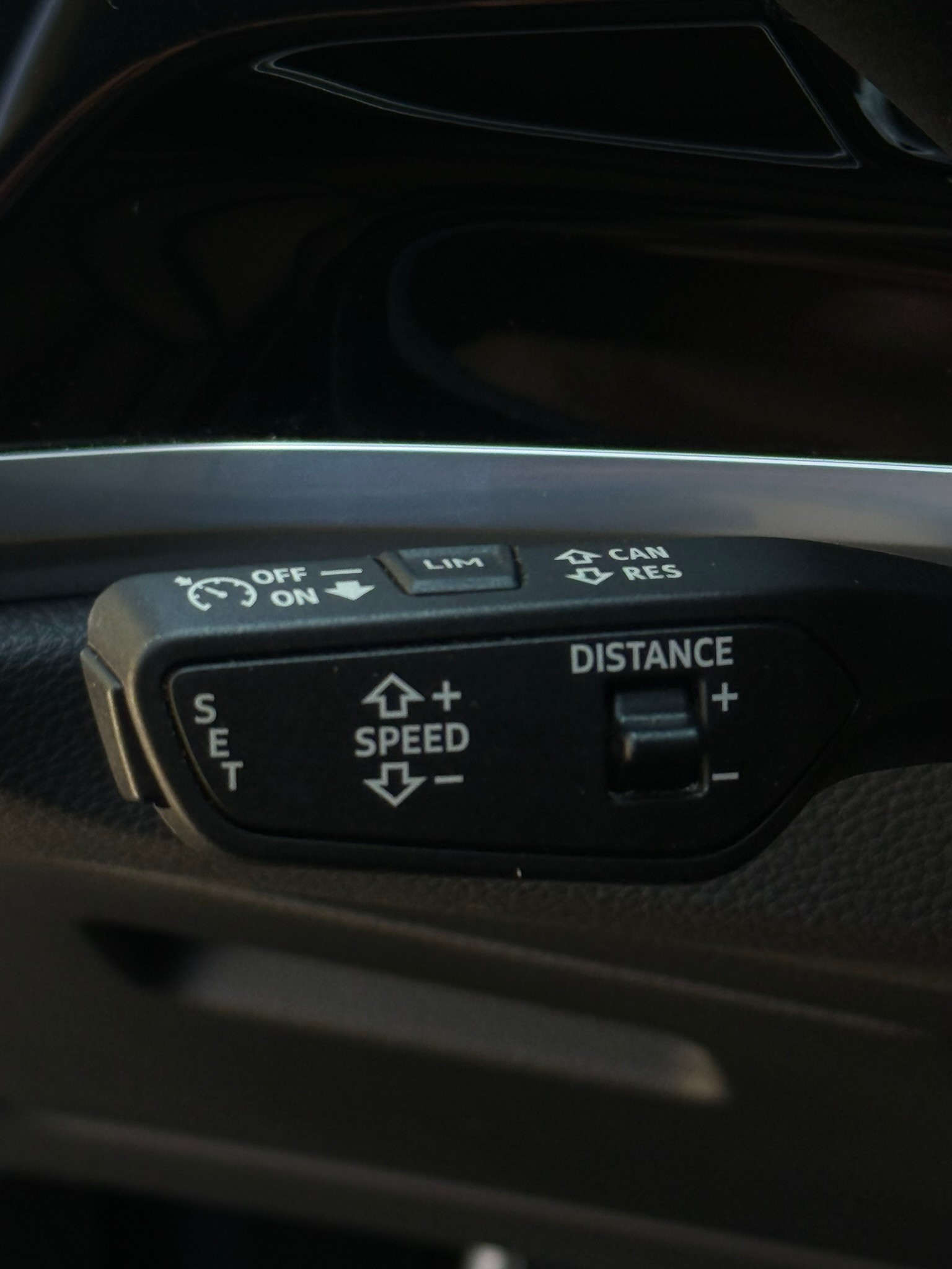 AUDI Q3 Sportback 35 TFSI Attraction S-tronic-image-11