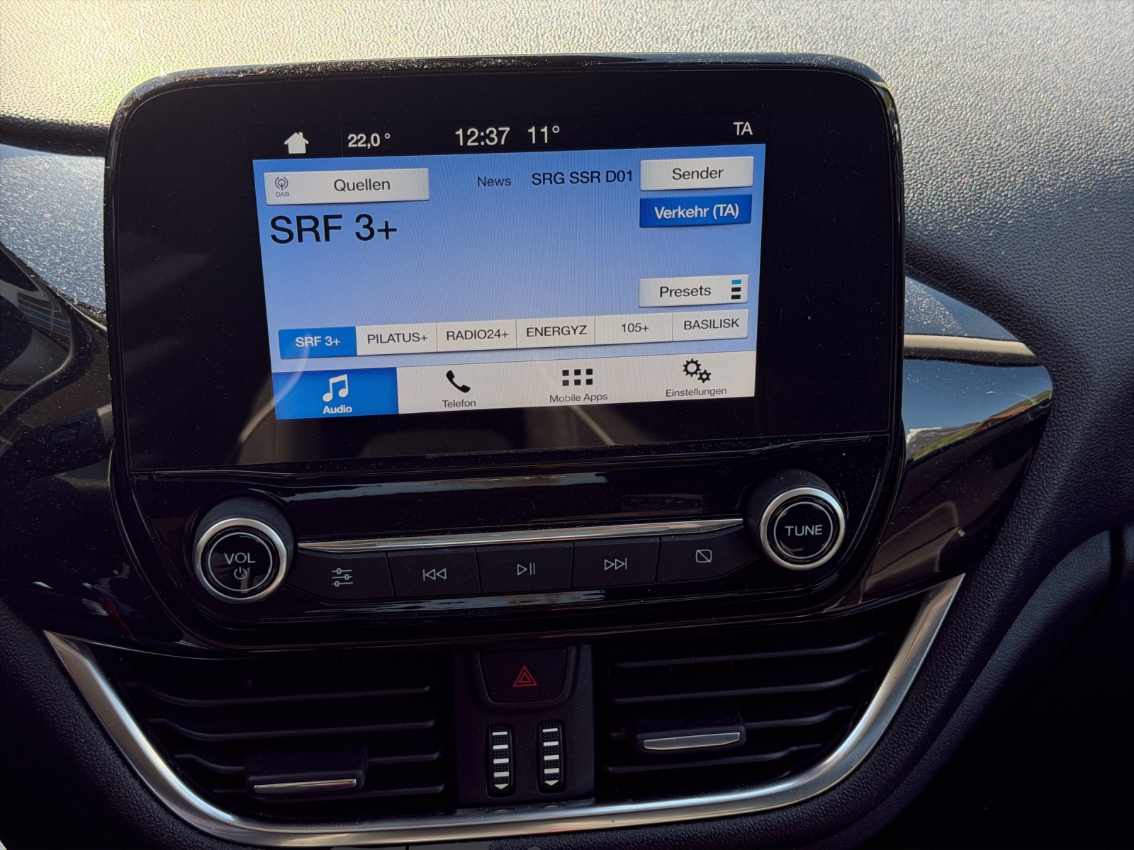 FORD Fiesta 1.0 EcoB 100 Titanium-image-7