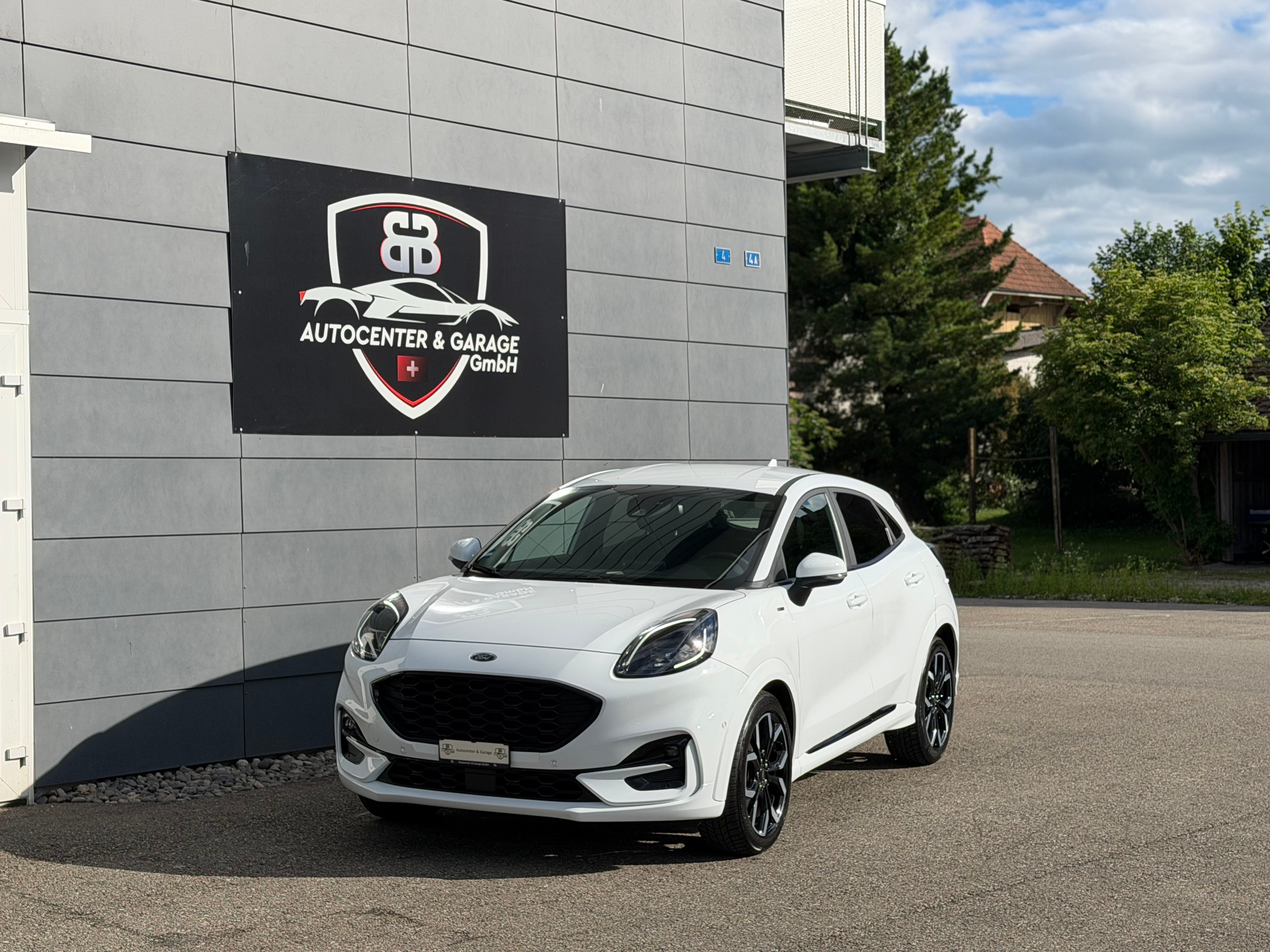 Car photo