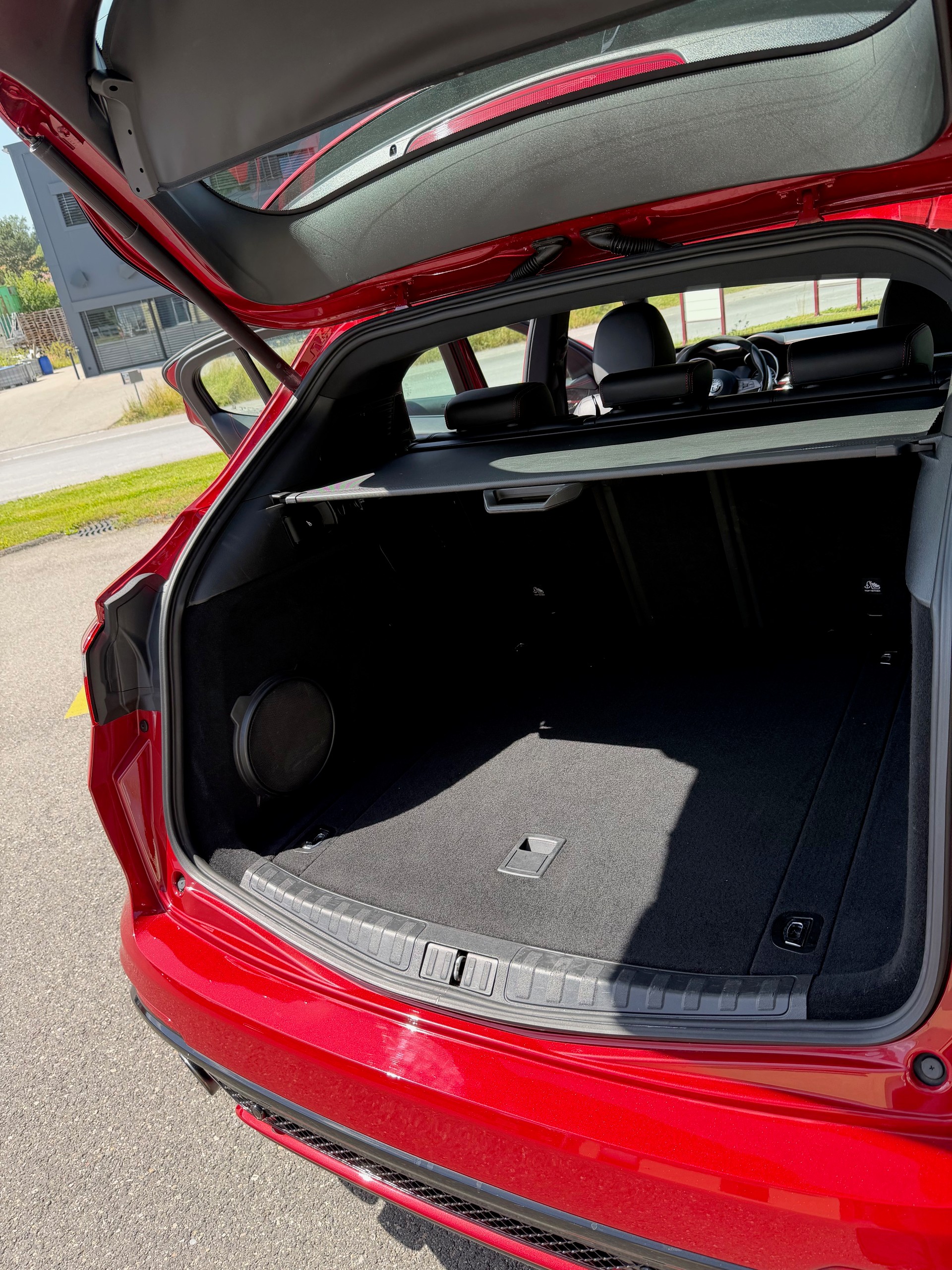 ALFA ROMEO Stelvio 2.9 V6 Quadrifoglio Q4 Automatic - Véhicule Suisse (CH)-image-10