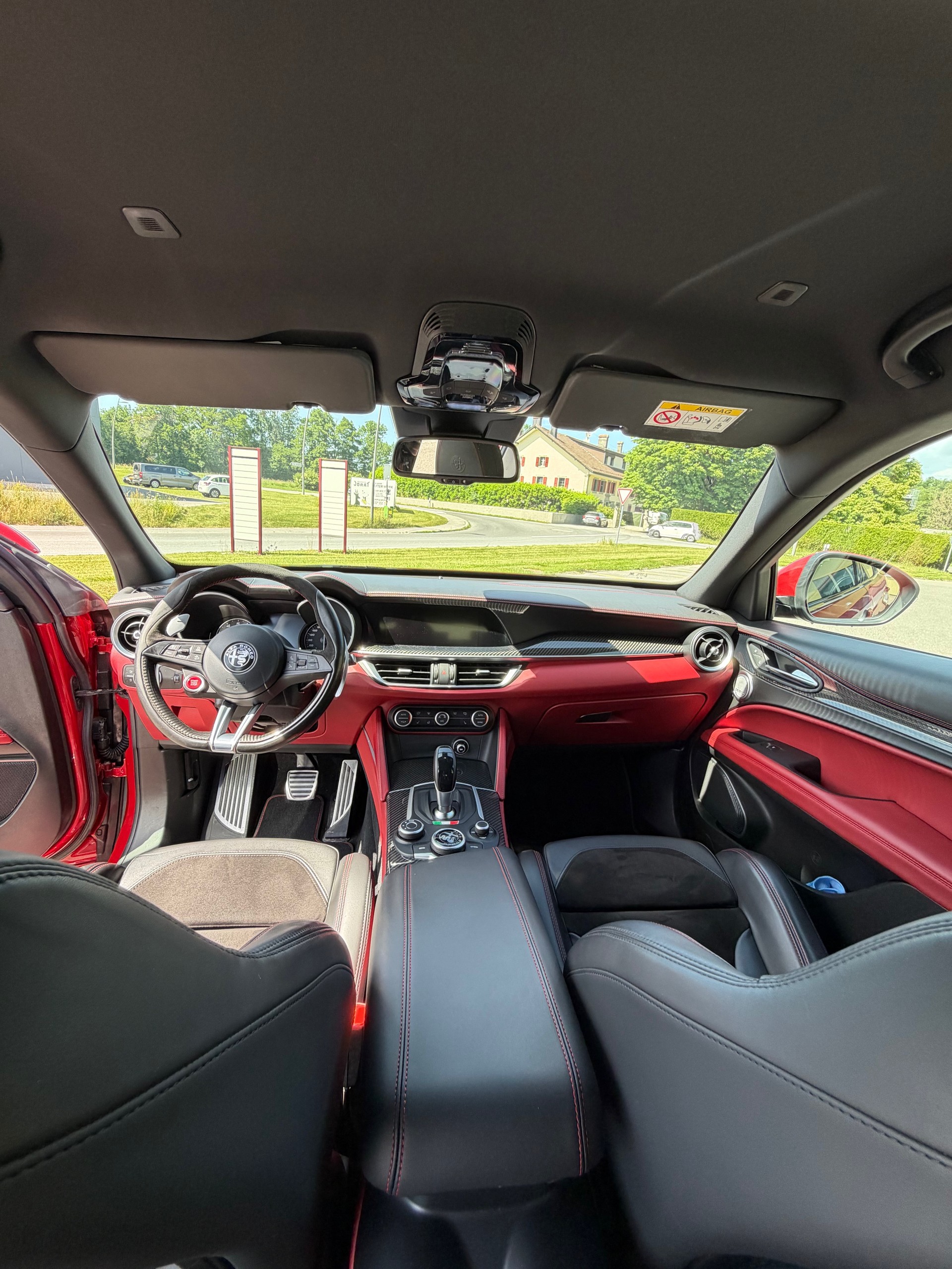 ALFA ROMEO Stelvio 2.9 V6 Quadrifoglio Q4 Automatic - Véhicule Suisse (CH)-image-6