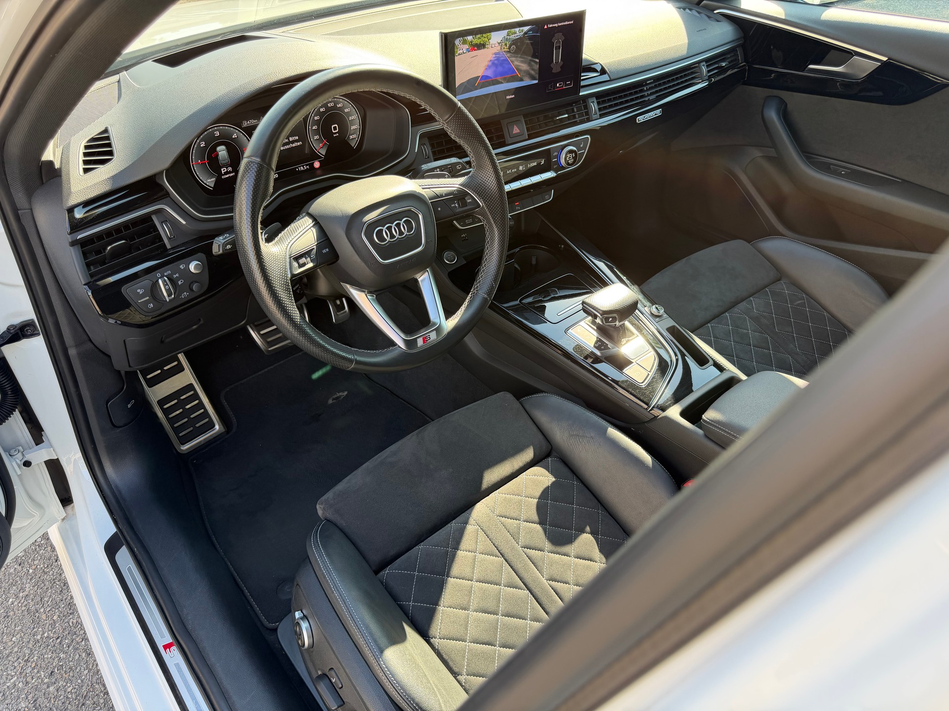 AUDI A4 Avant 40 TDI S line quattro S-tronic-image-7