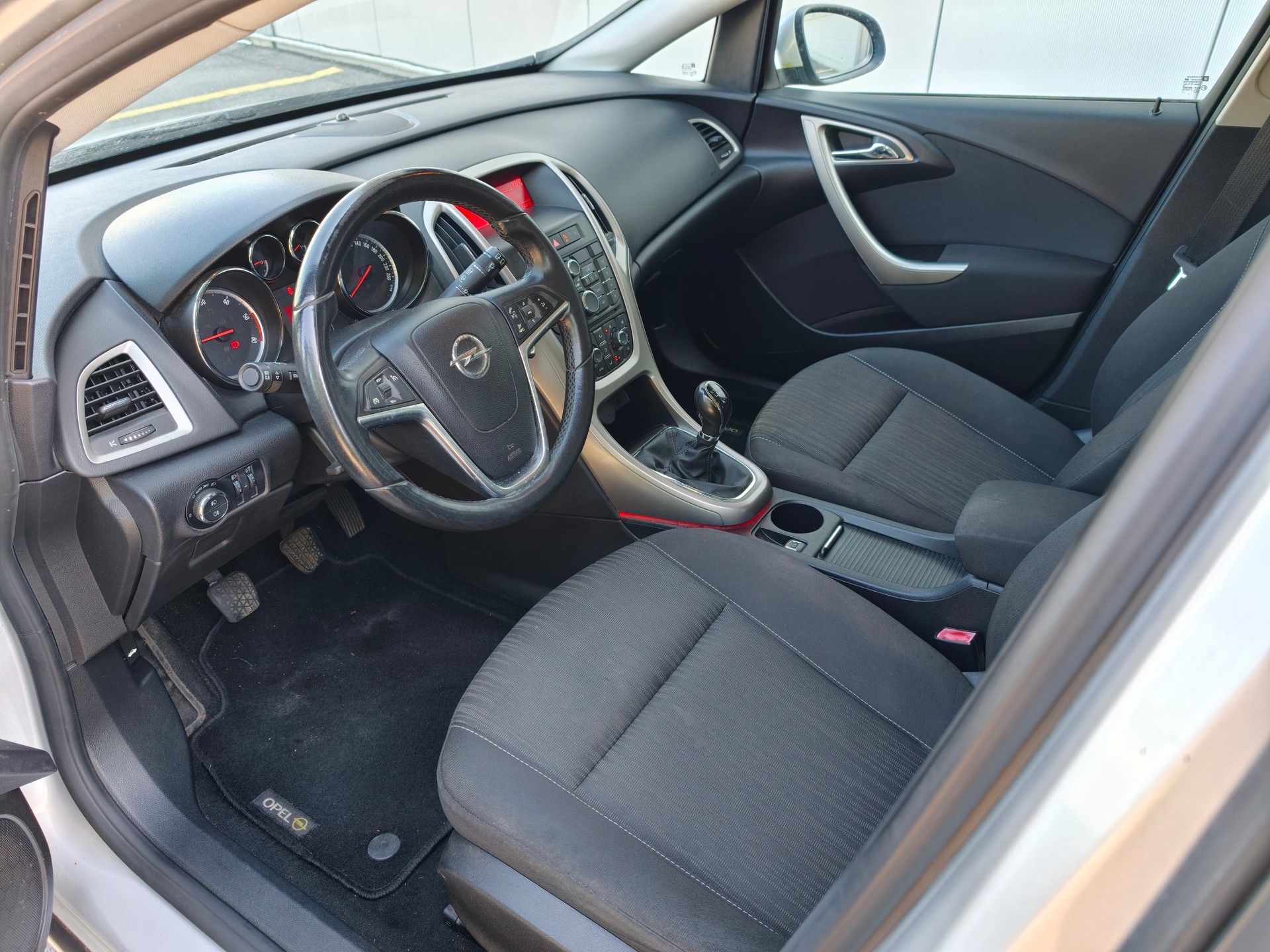 OPEL Astra SportsTourer 1.7 CDTi-image-7