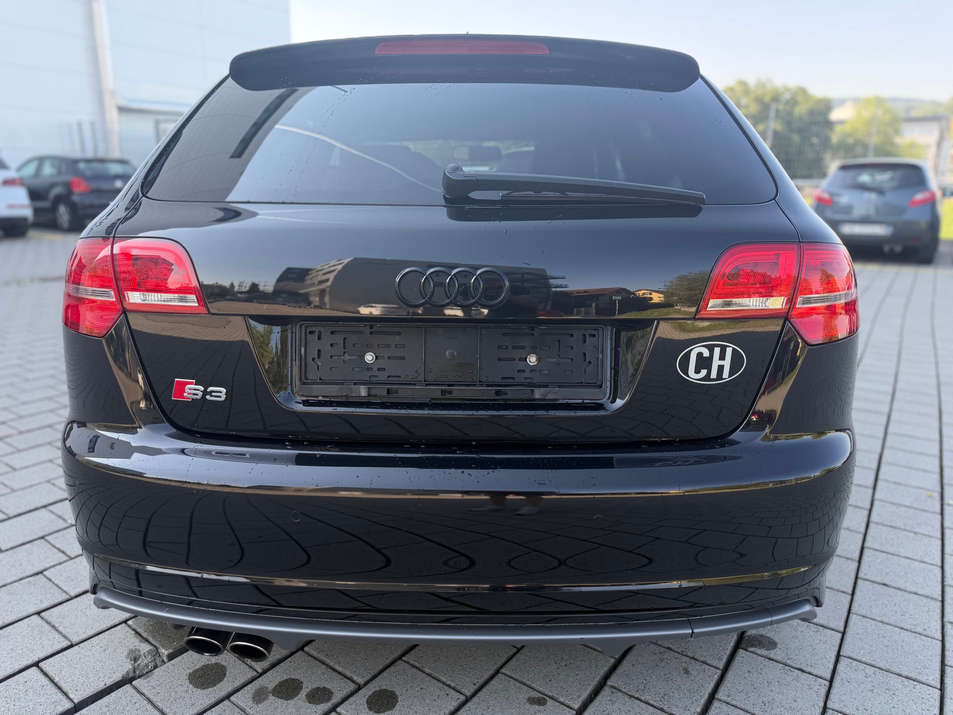 AUDI S3 Sportback 2.0 TFSI quattro-image-7