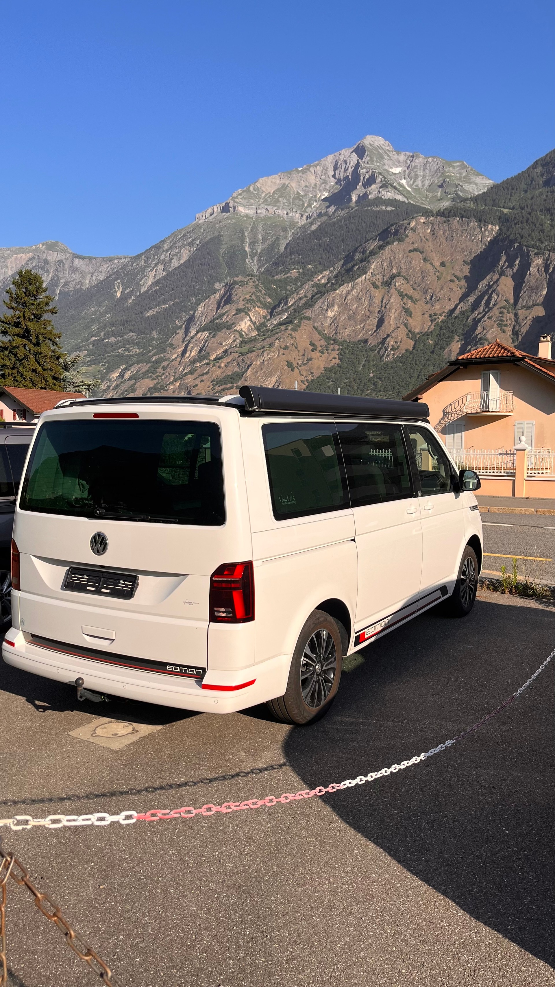 VW 2.0 TDI 150 Beach Edition Spirit DSG 4m-image-2