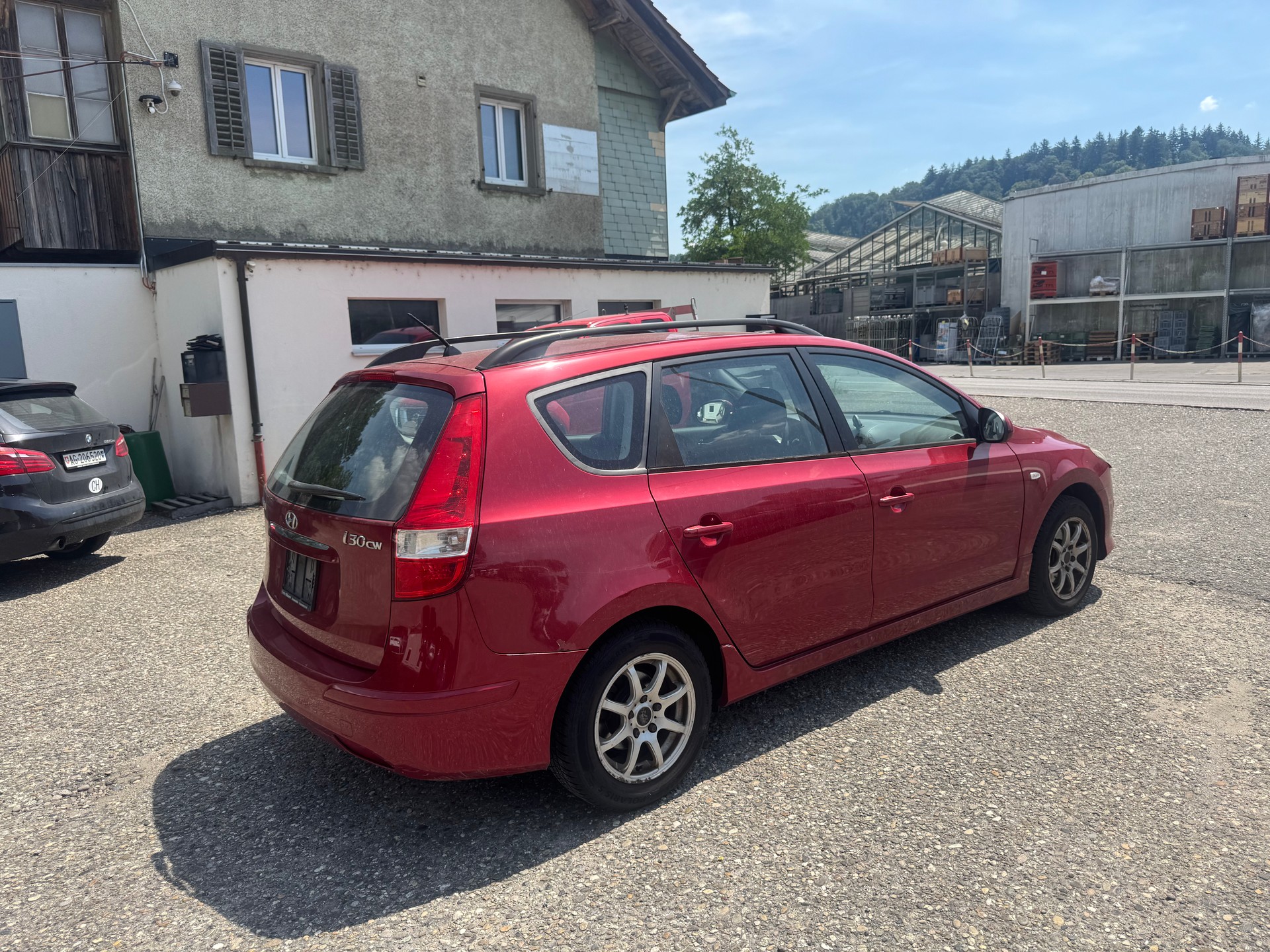 HYUNDAI i30 Wagon 1.6 Swiss Plus Edition-image-5