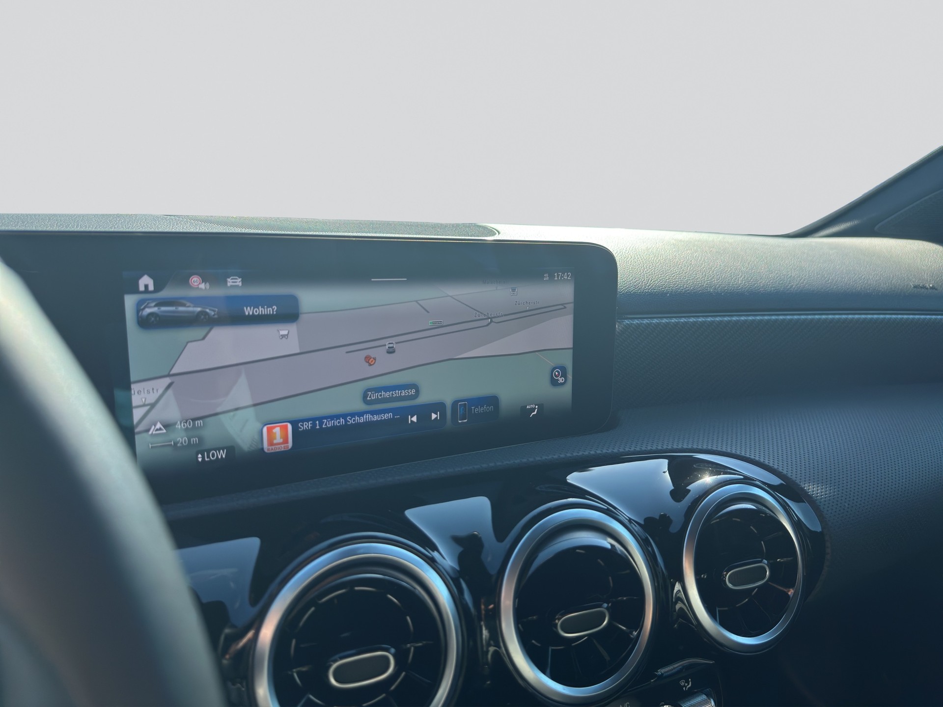 MERCEDES-BENZ A 180 d Progressive-image-12