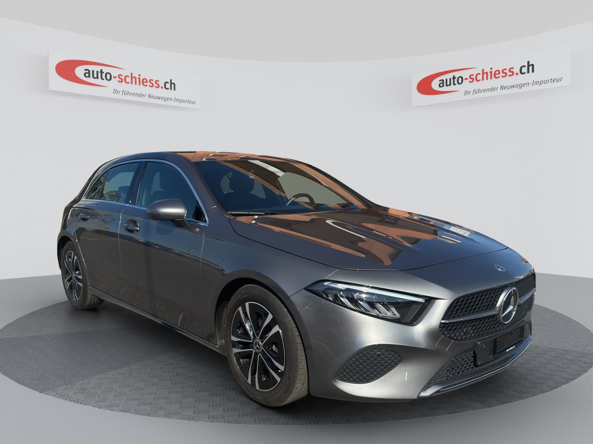 MERCEDES-BENZ A 180 d Progressive-image-0