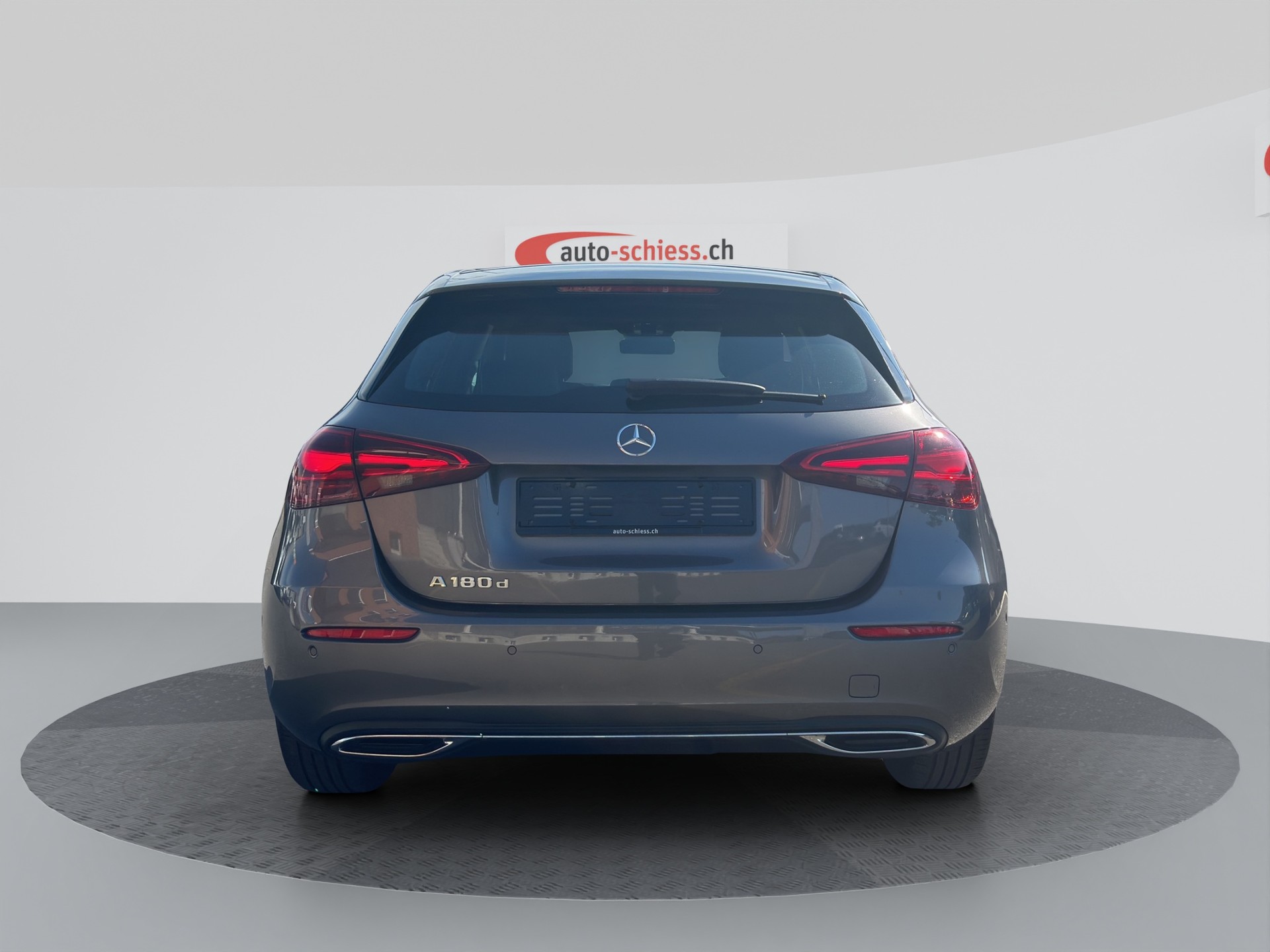 MERCEDES-BENZ A 180 d Progressive-image-3