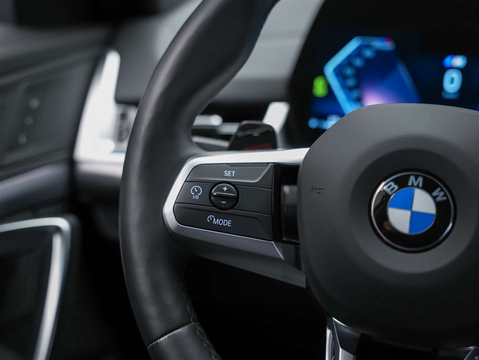 BMW X2 sDrive 20i M Sport *Werksgarantie*El. Sitze mit Memory*Lenkradheizung*-image-25