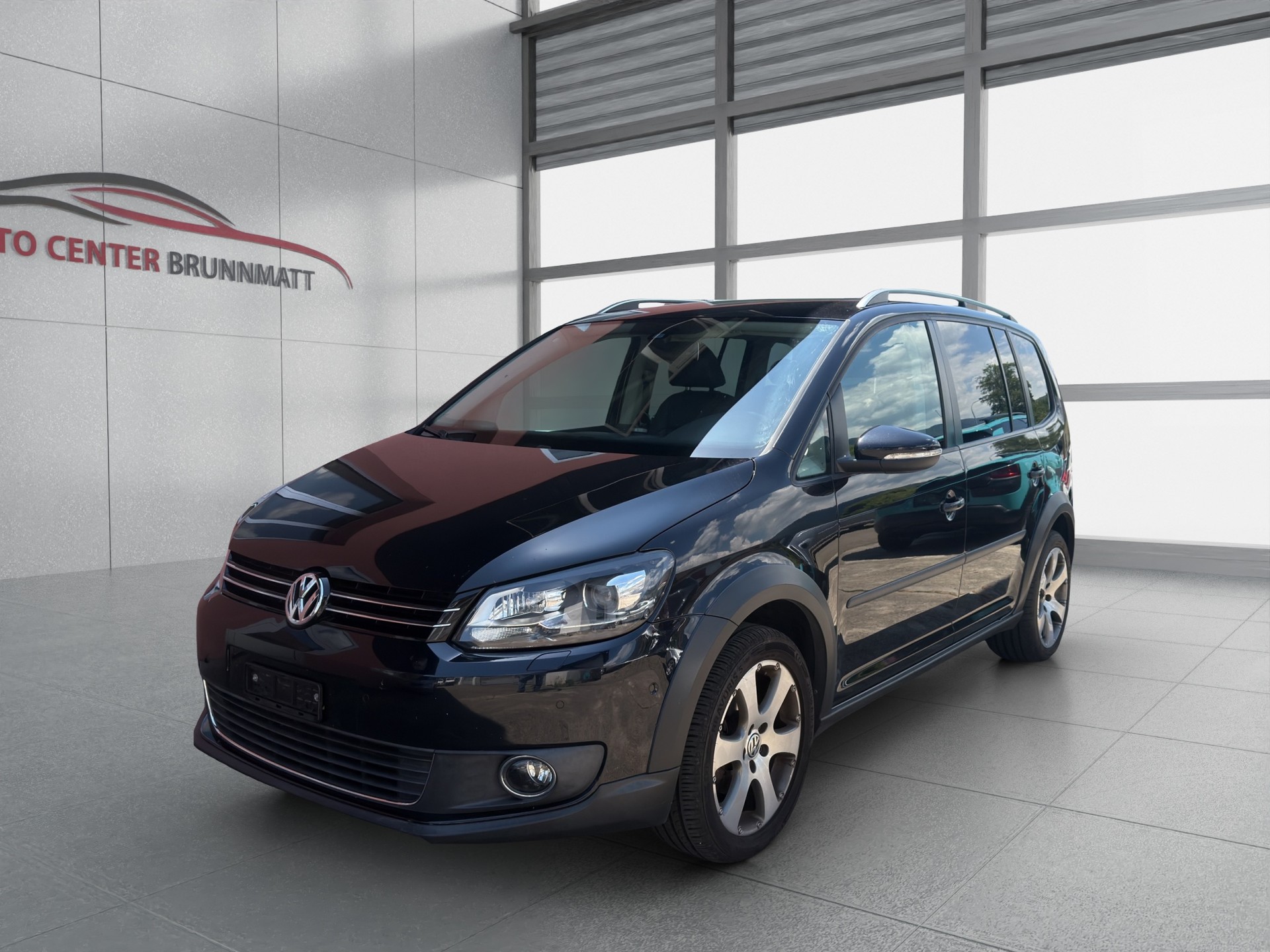 VW CrossTouran 1.4 TSI DSG-image-0