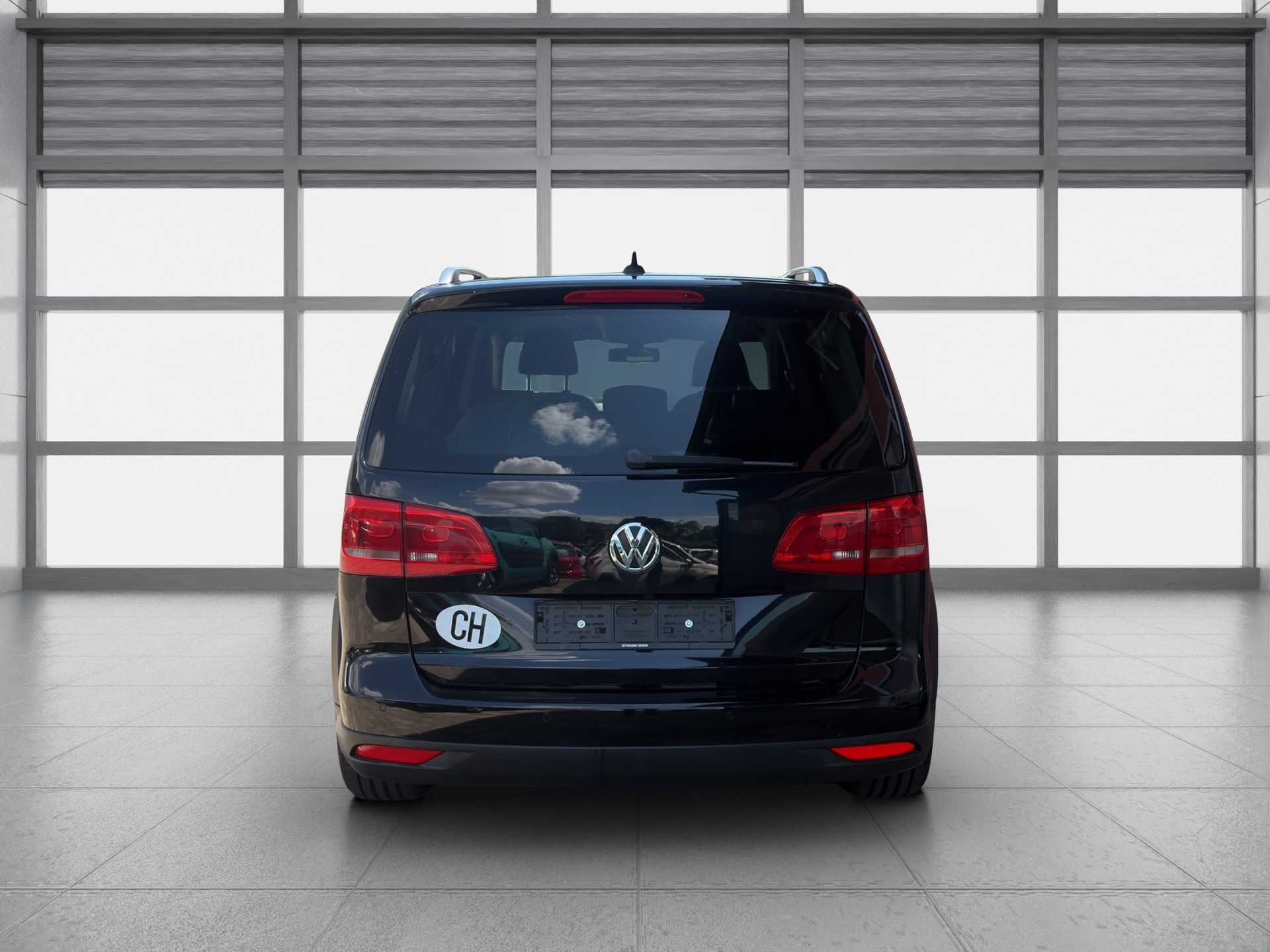 VW CrossTouran 1.4 TSI DSG-image-3