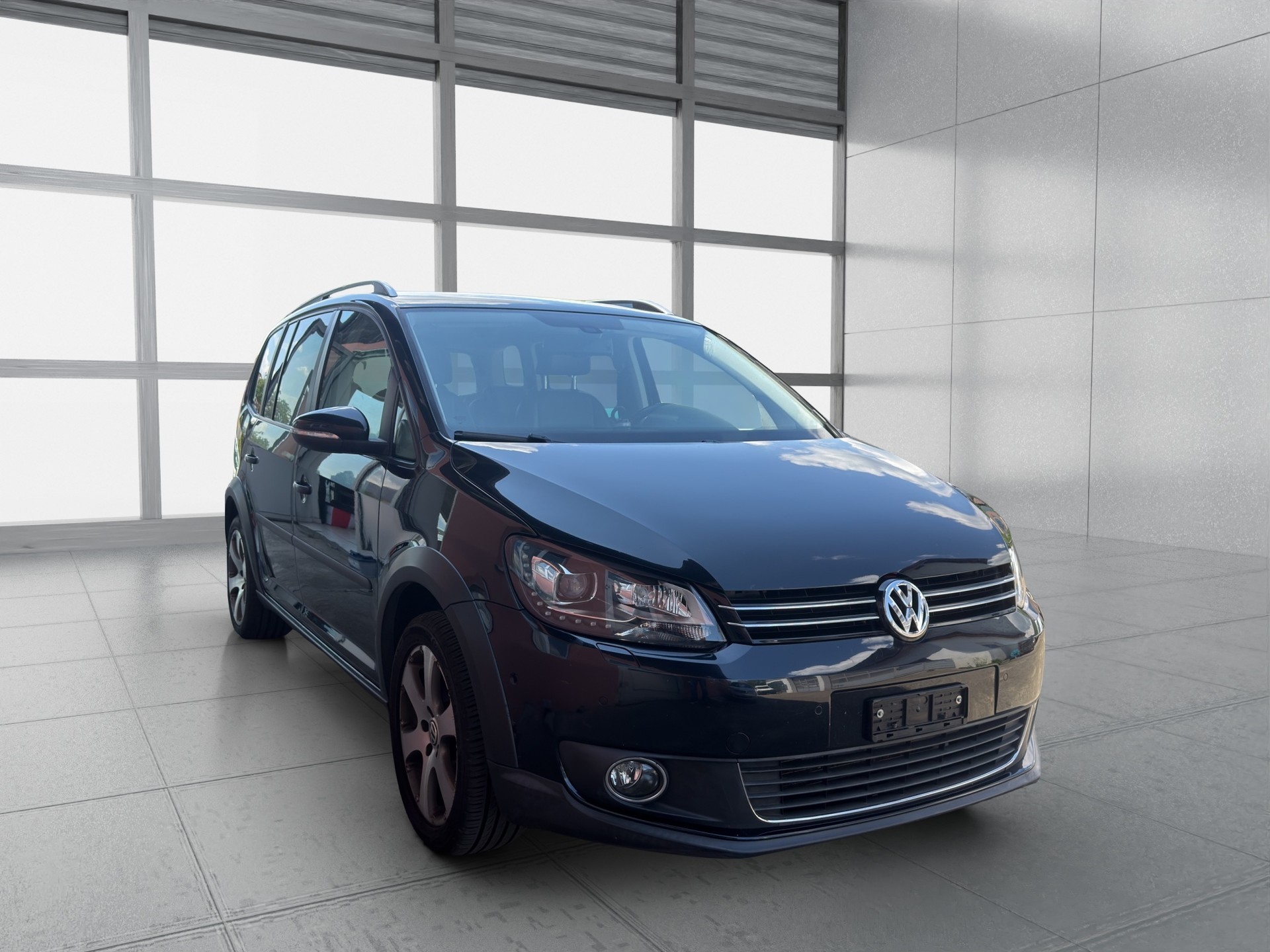 VW CrossTouran 1.4 TSI DSG-image-2