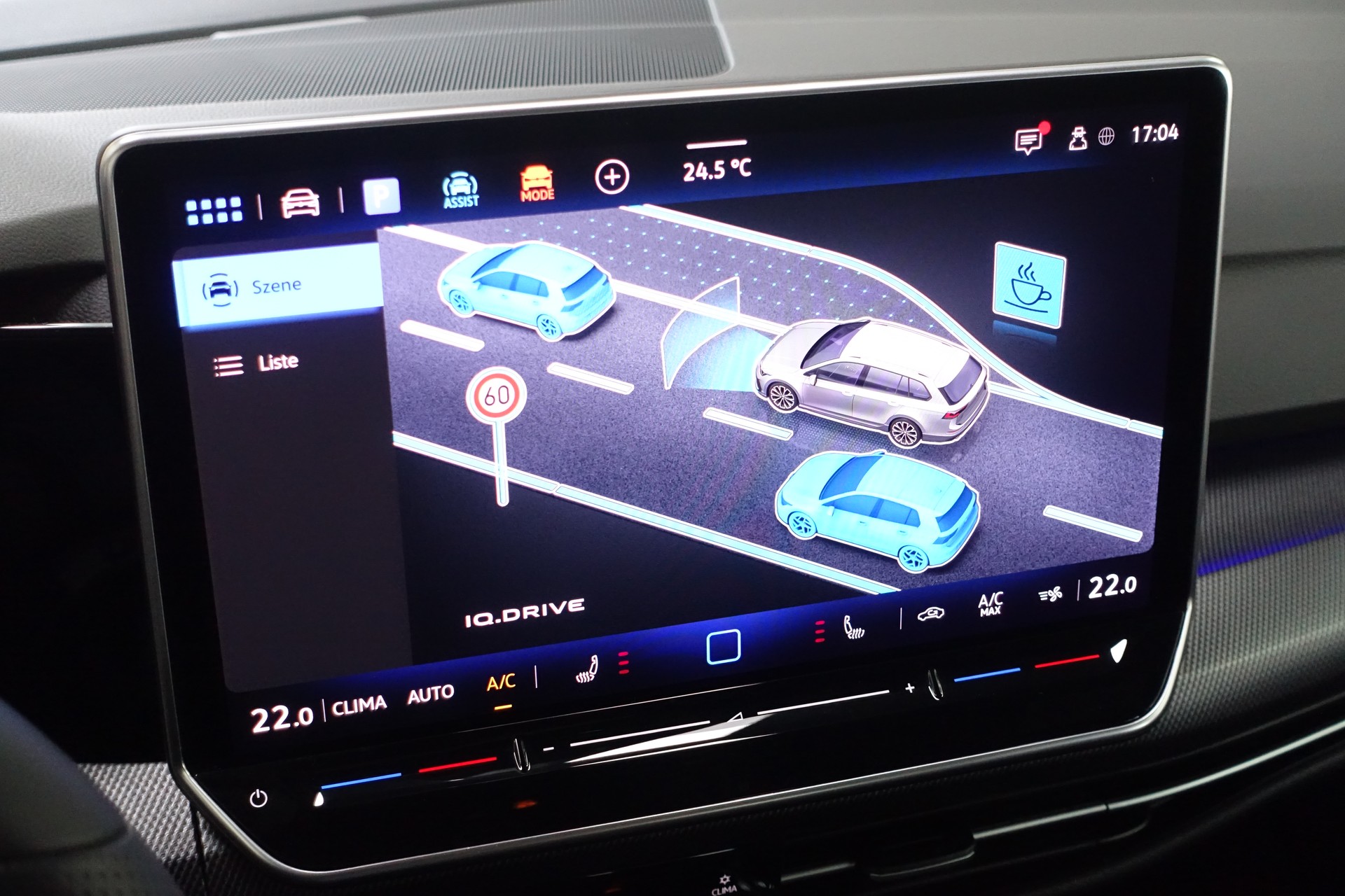 VW Golf Variant 2.0 TSI R DSG 4motion-image-26