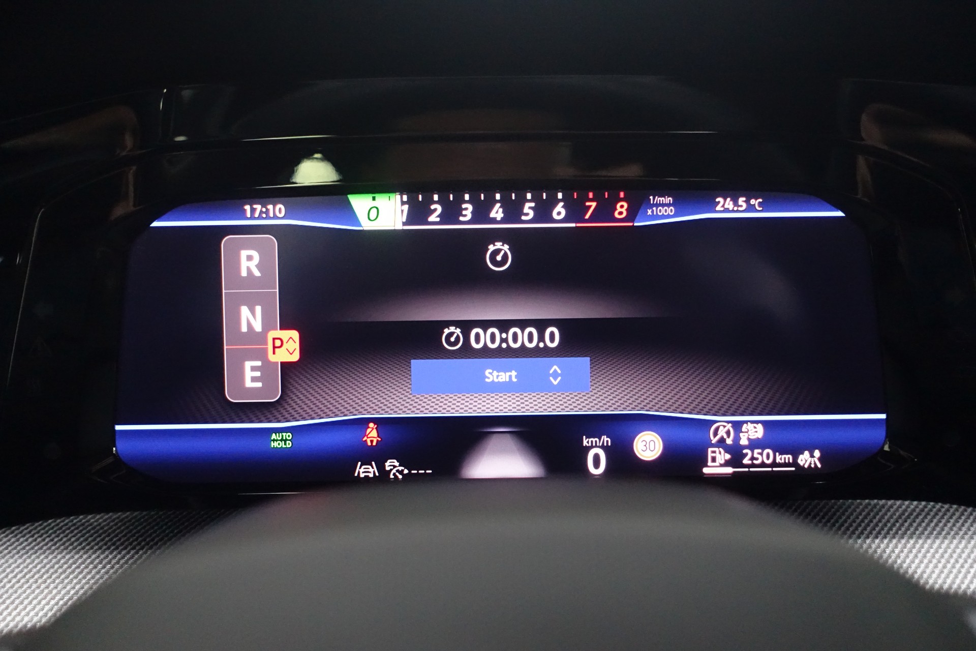VW Golf Variant 2.0 TSI R DSG 4motion-image-22