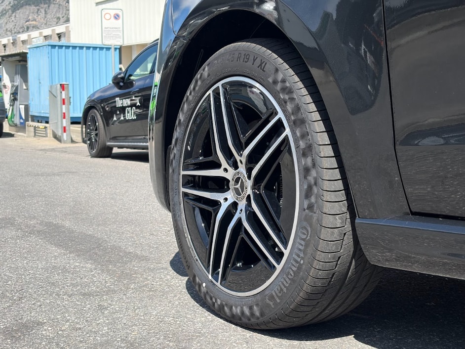MERCEDES-BENZ V 300 d Exclusive L SWISS EDITION 4MATIC-showroom-element-3