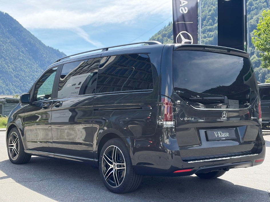 MERCEDES-BENZ V 300 d Exclusive L SWISS EDITION 4MATIC-image-8