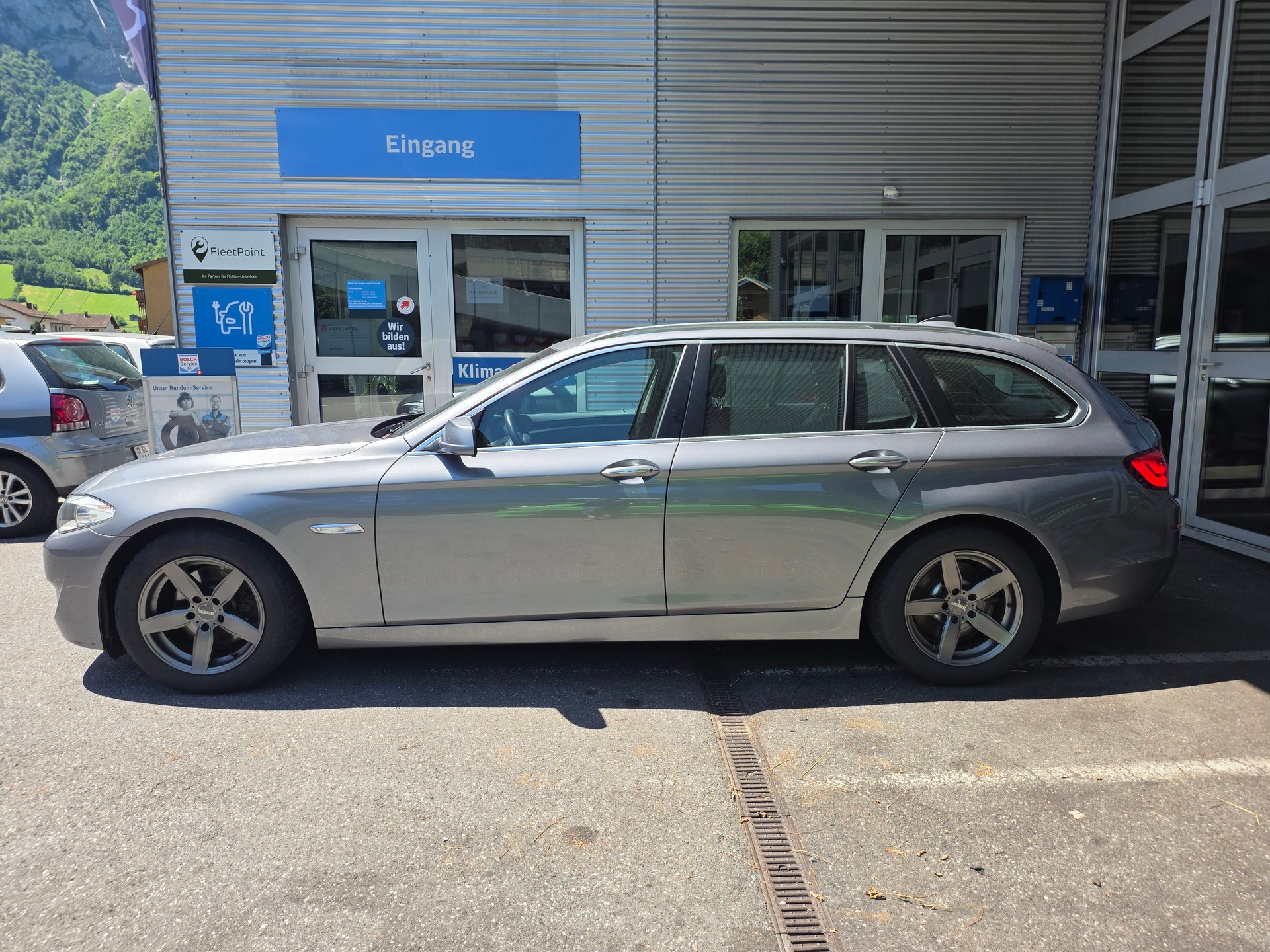 BMW 520d Touring Steptronic-image-2