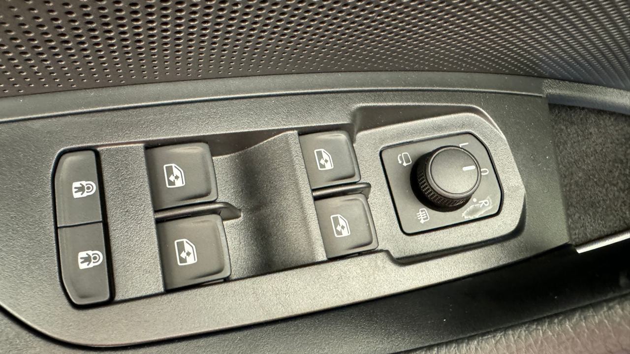 SKODA Kodiaq 1.5 TSI PHEV Selection-image-8