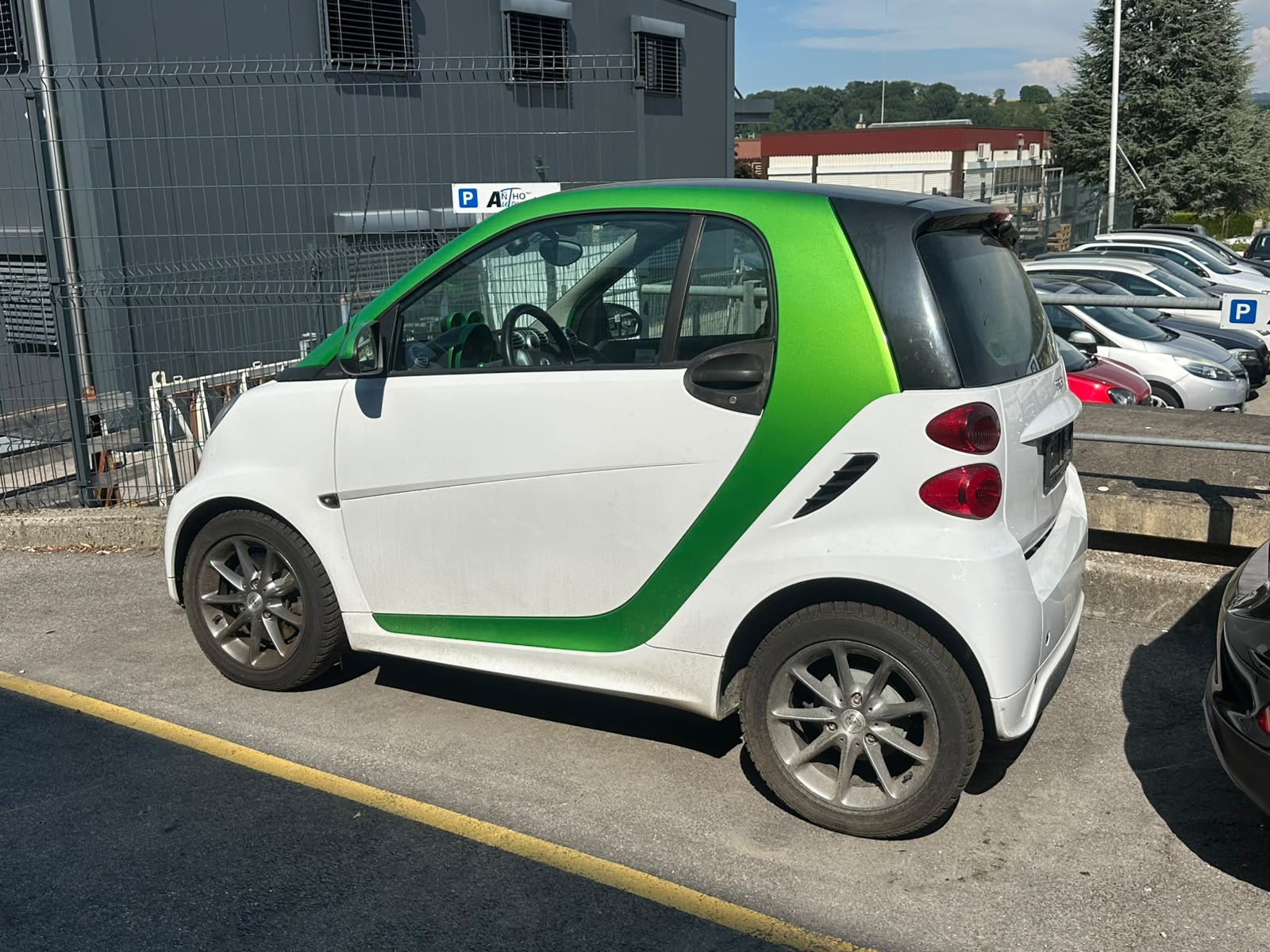 SMART fortwo electric drive (incl. battery)-image-1