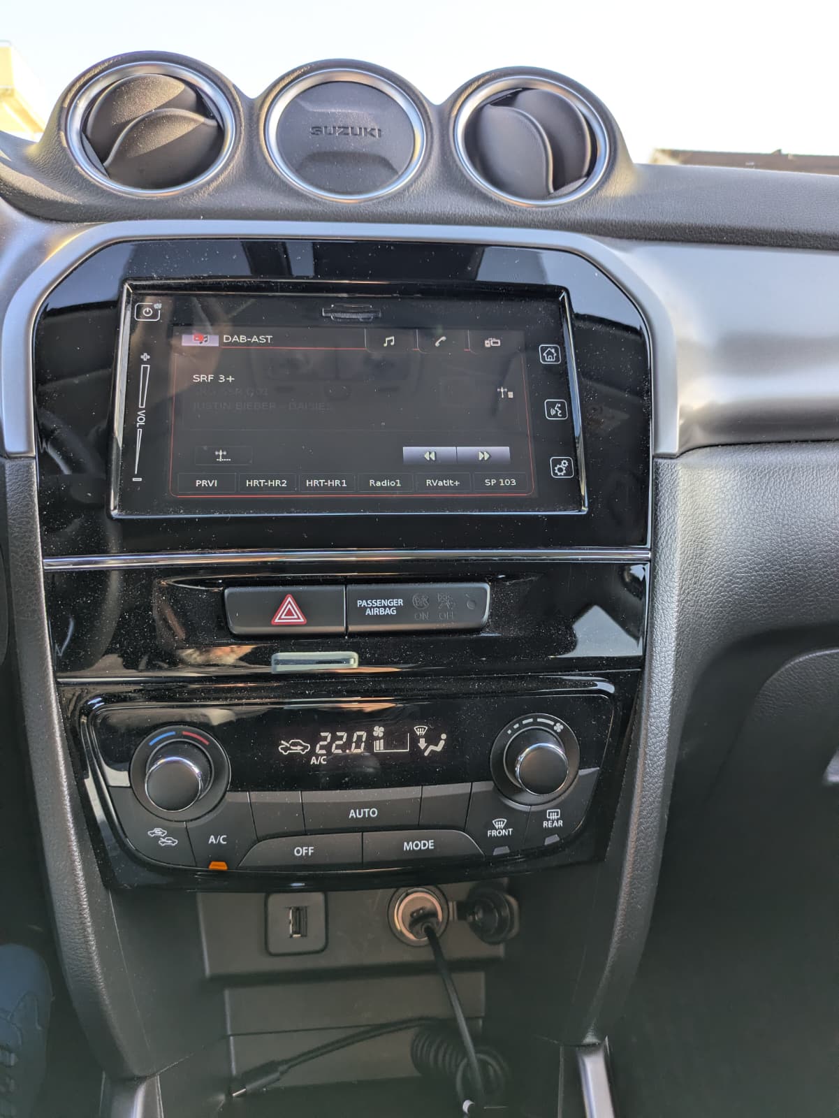 SUZUKI VITARA 1.4 Compact+ Hybrid-image-4