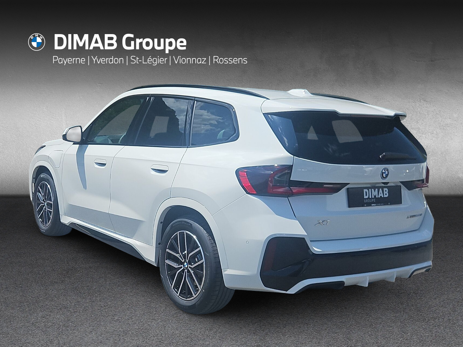 BMW X1 xDrive 25e M Sport-showroom-element-2