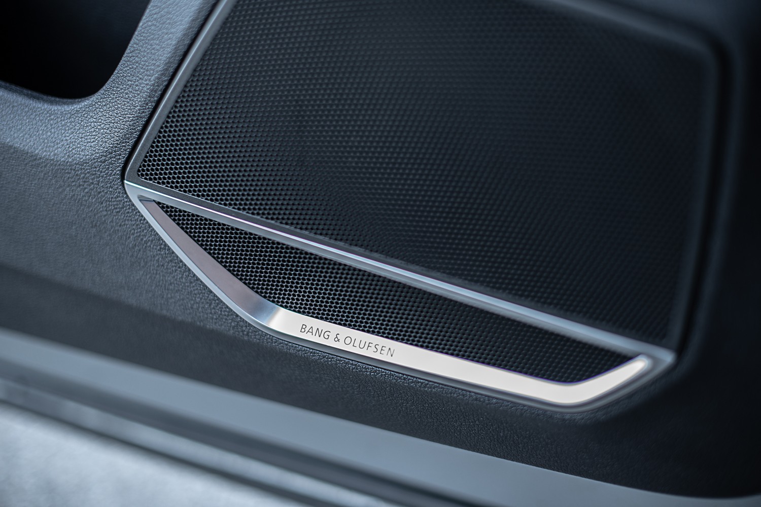 AUDI RS Q3 SB 2.5 TFSI quattro-image-13