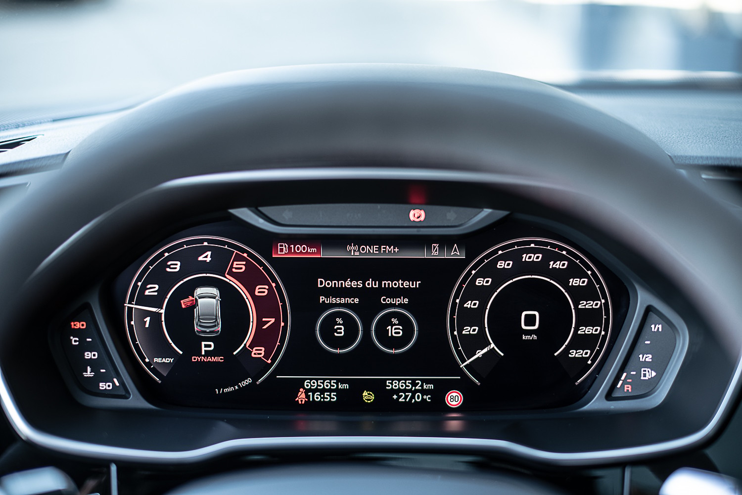 AUDI RS Q3 SB 2.5 TFSI quattro-image-17