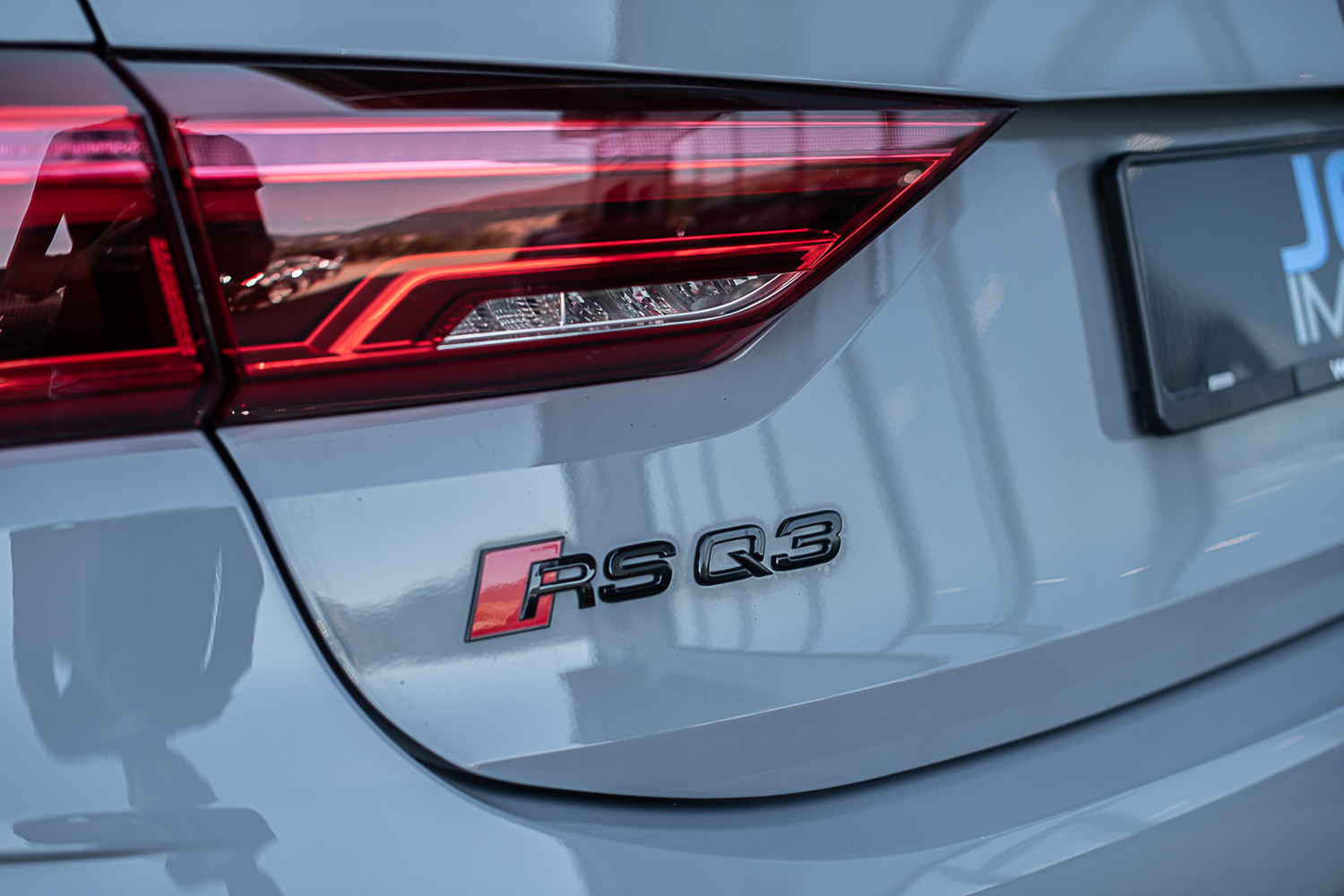AUDI RS Q3 SB 2.5 TFSI quattro-image-8