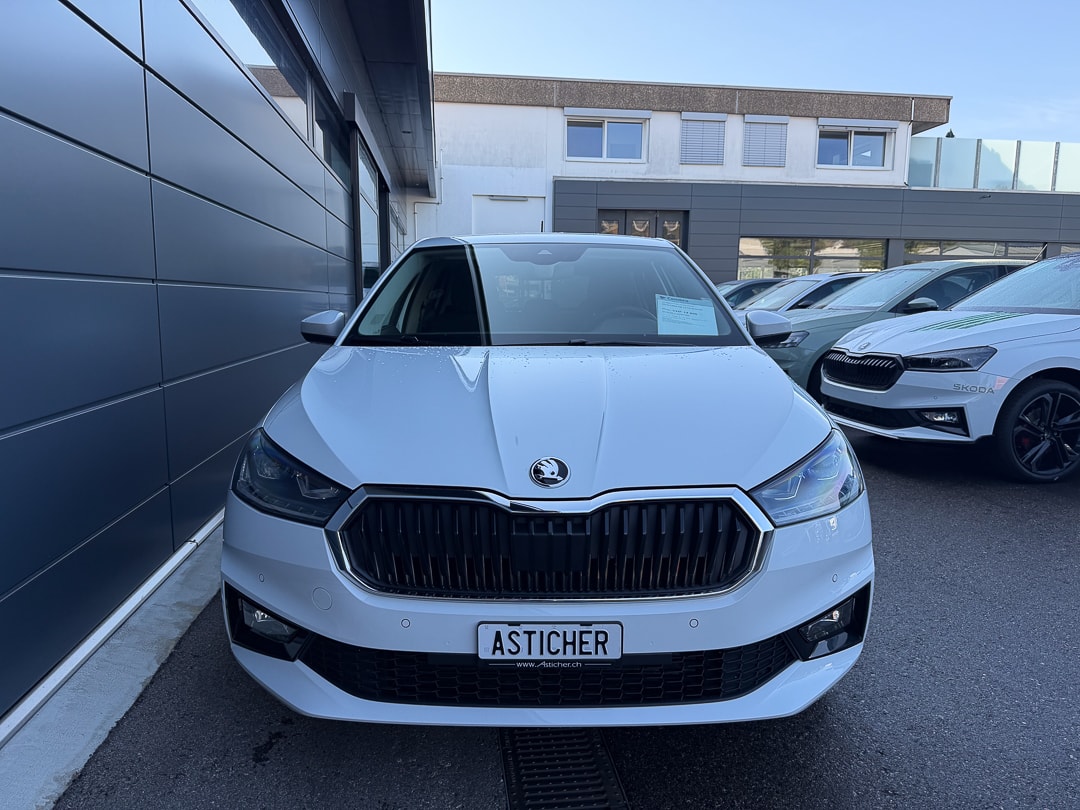 SKODA Fabia 1.0 TSI Ambition-image-1