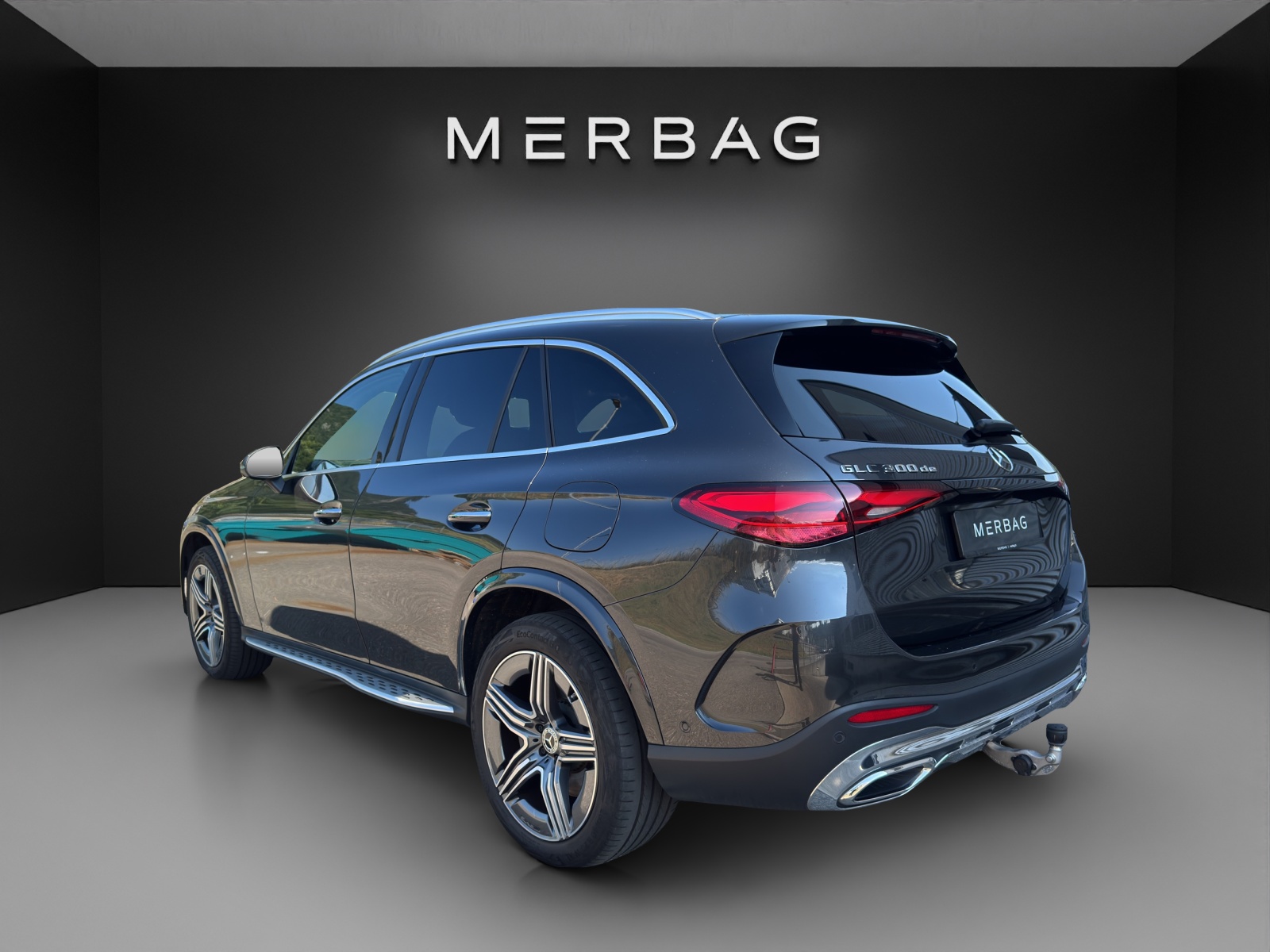 MERCEDES-BENZ GLC 300 de 4M 9G-Tronic-image-2