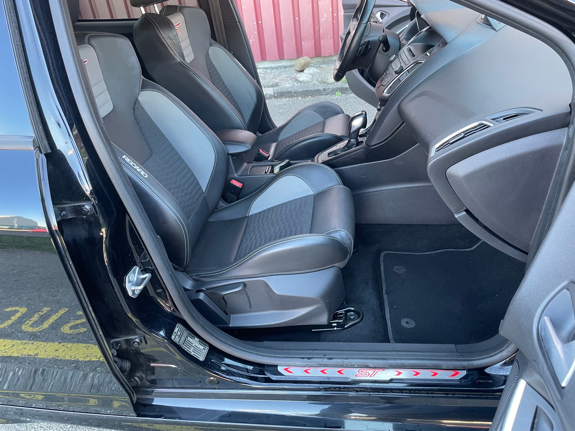 FORD Focus 2.0 TDCi ST3 Powershift-image-8