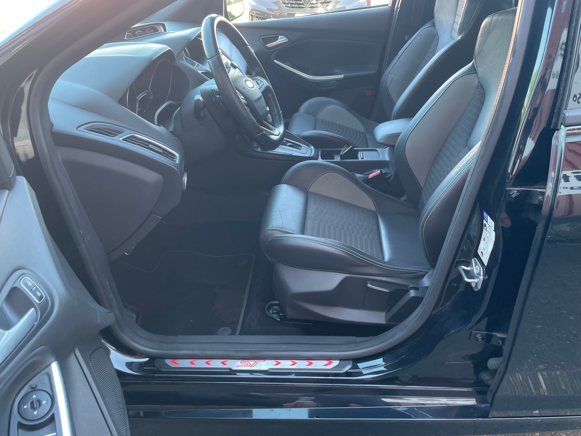 FORD Focus 2.0 TDCi ST3 Powershift-image-7
