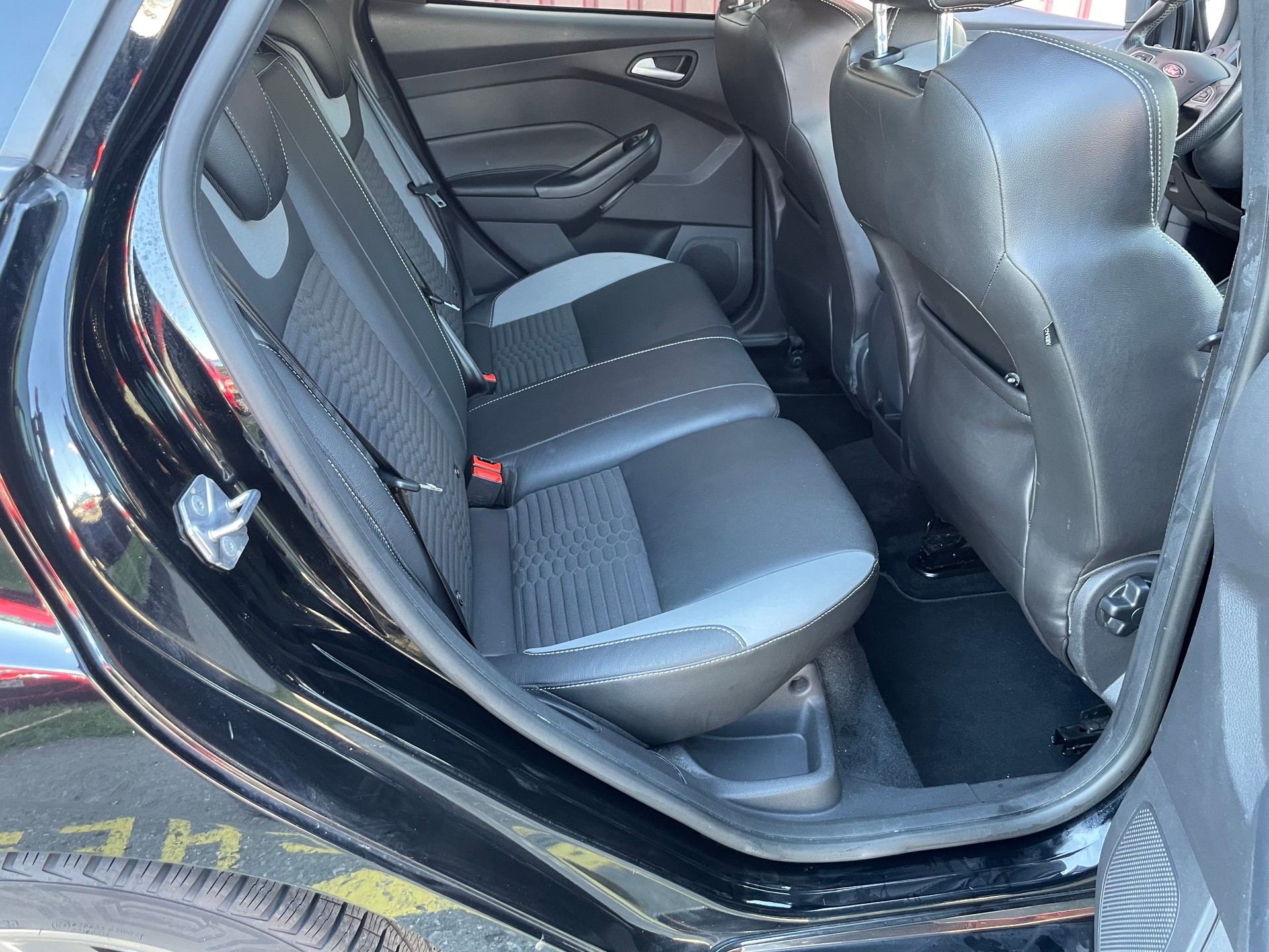FORD Focus 2.0 TDCi ST3 Powershift-image-9
