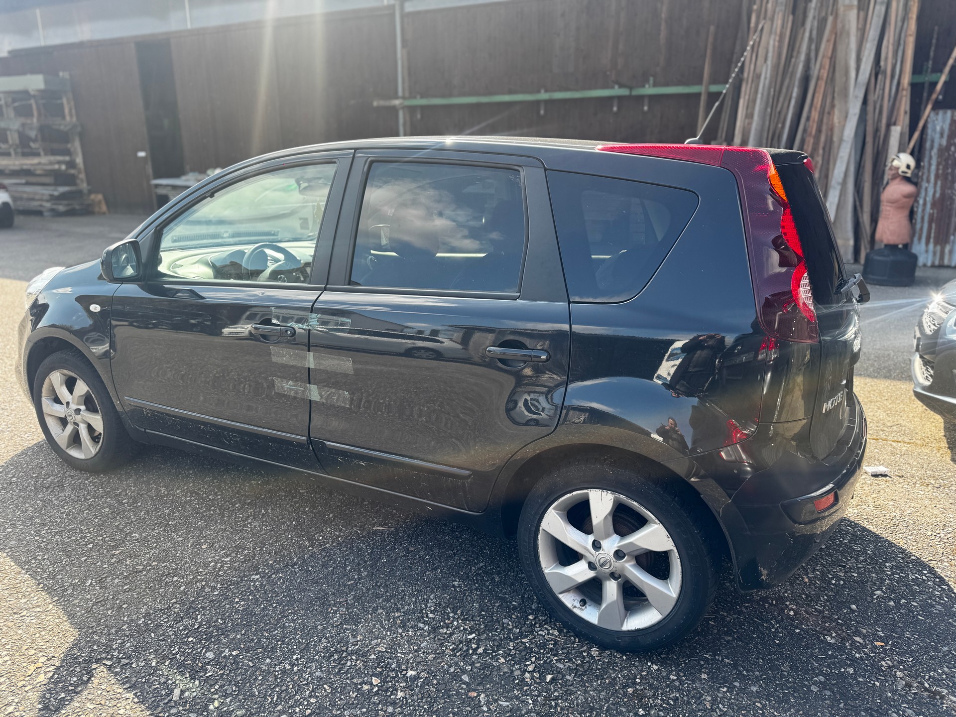 NISSAN Note 1.6 tekna-image-4