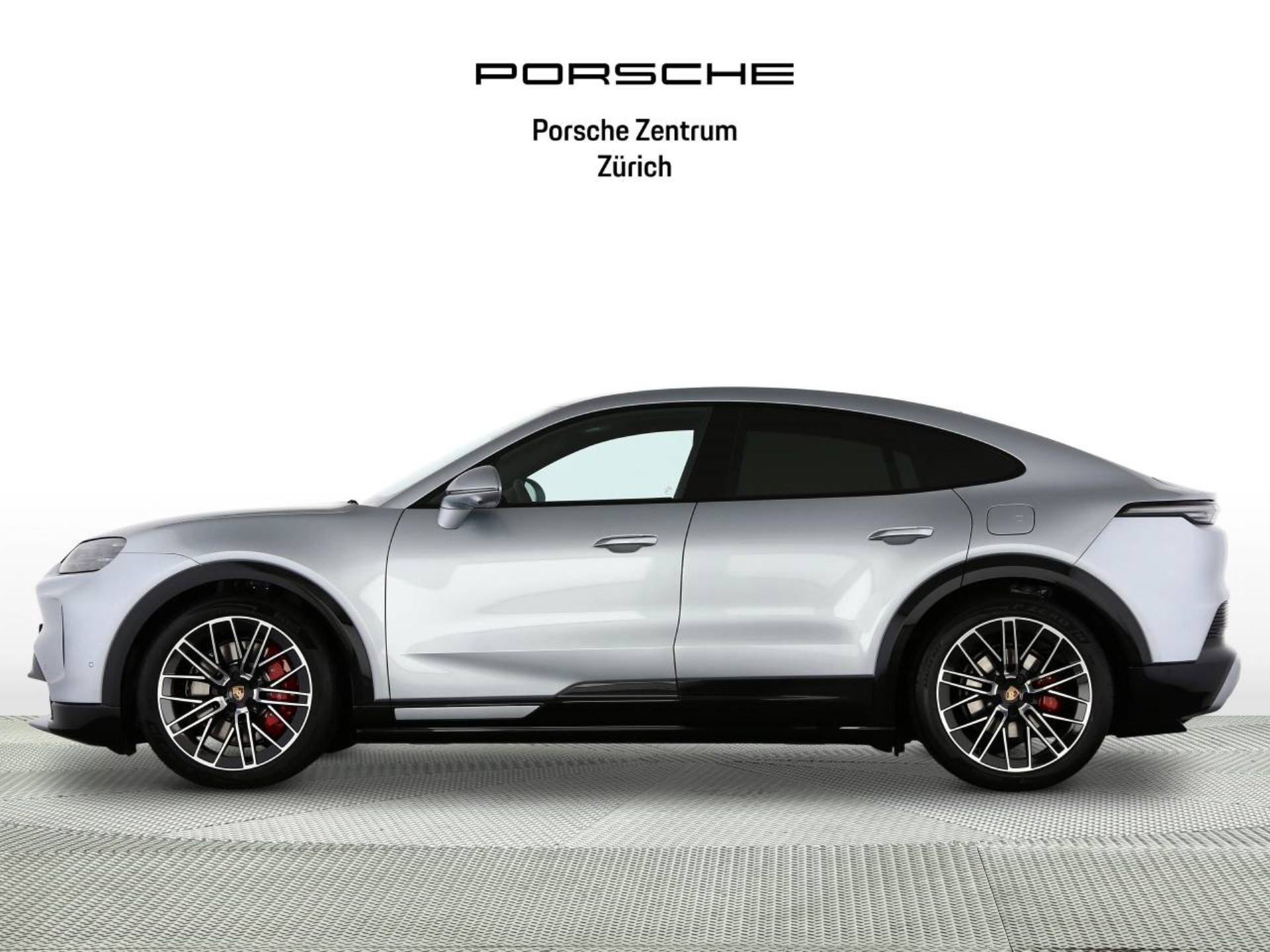 PORSCHE Cayenne S Coupé Electric-showroom-element-1