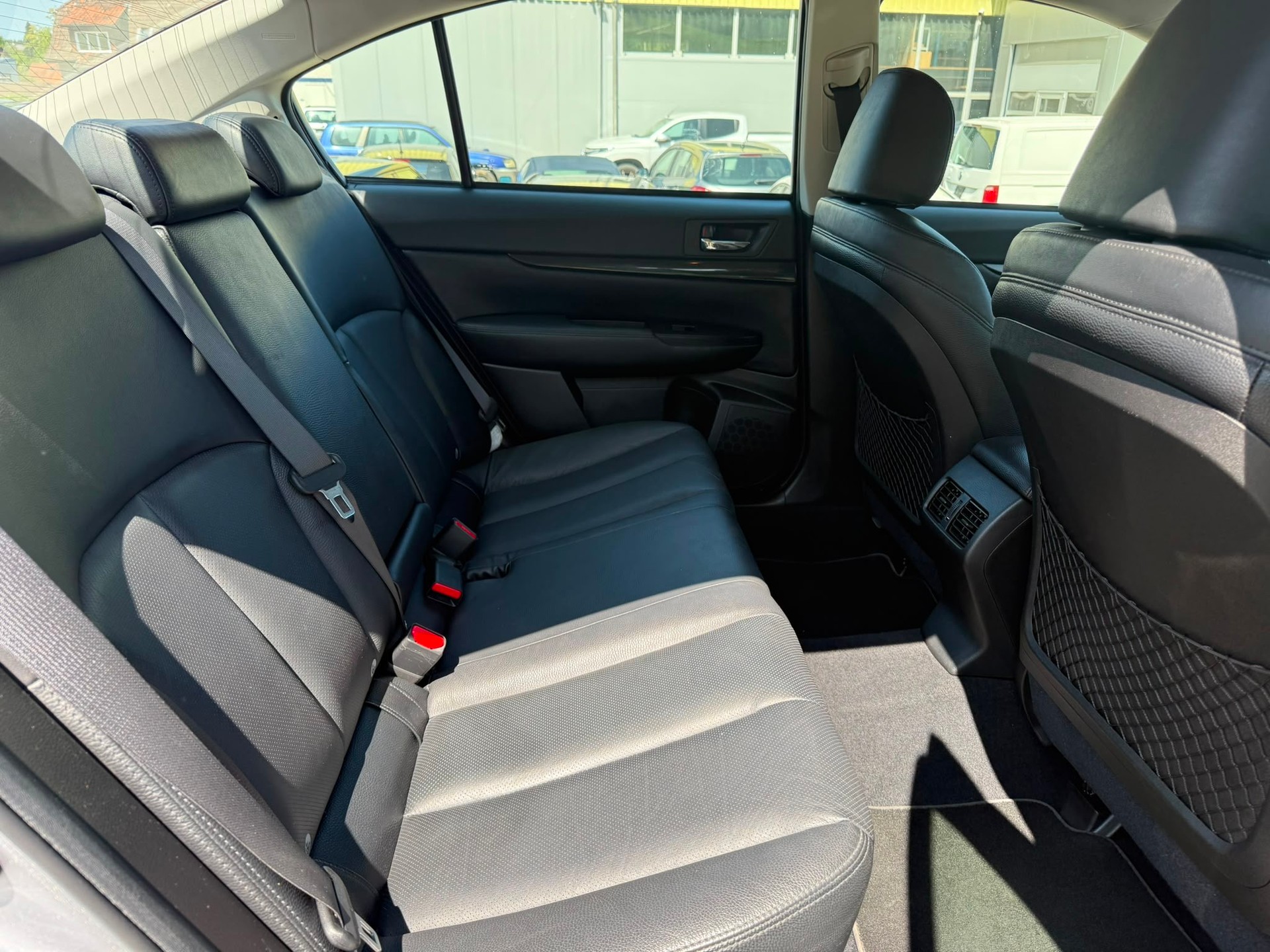 SUBARU Legacy 2.5i Limited S AWD Lineartronic-image-13