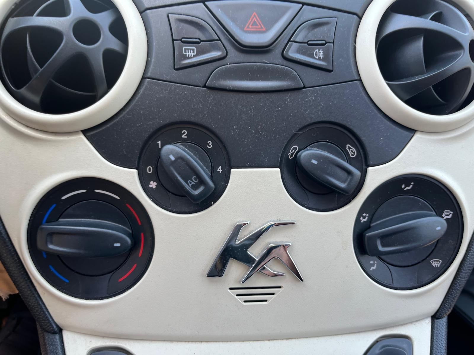 FORD KA 1.25 Trend-image-9