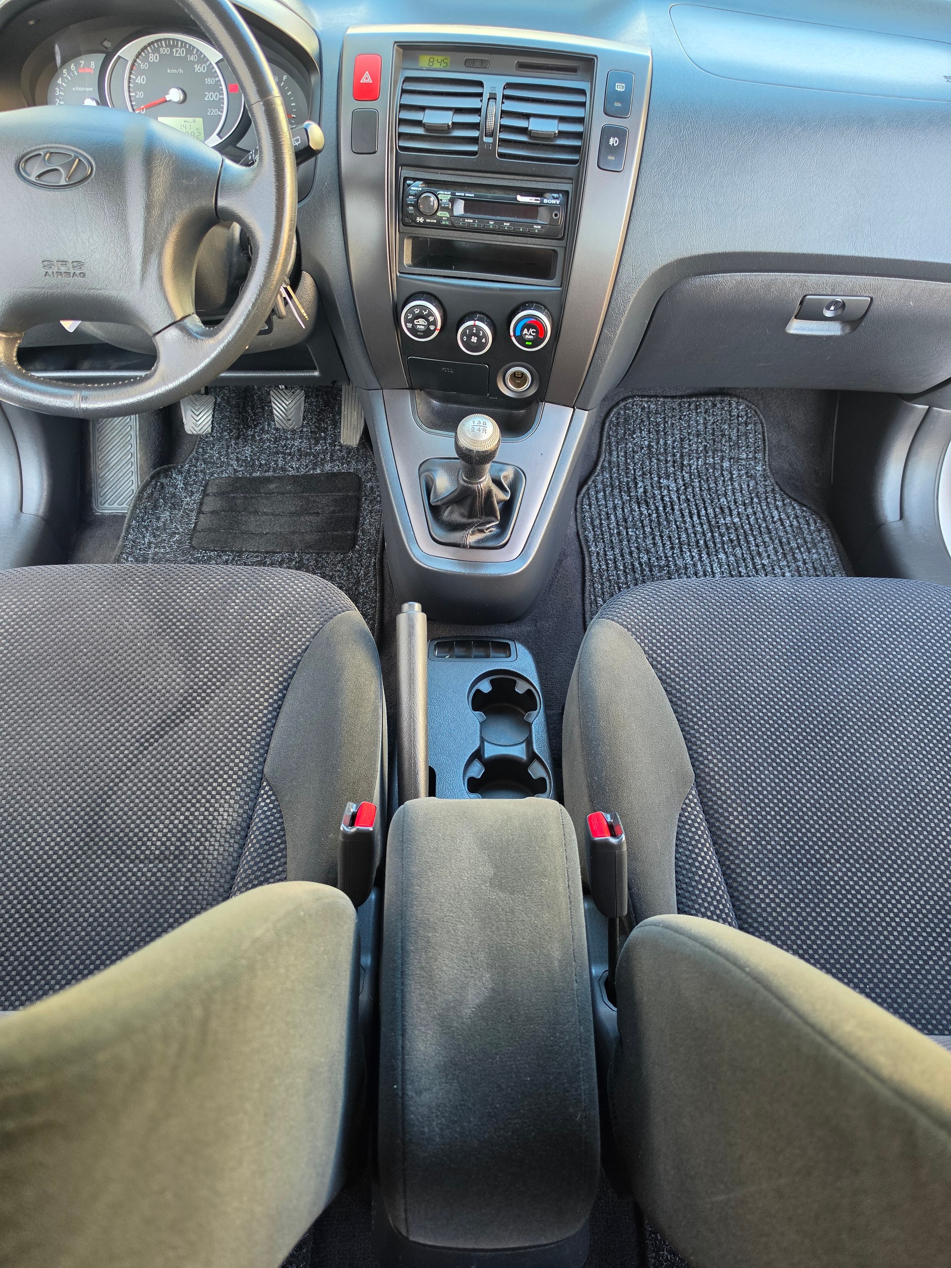 HYUNDAI TUCSON-image-21