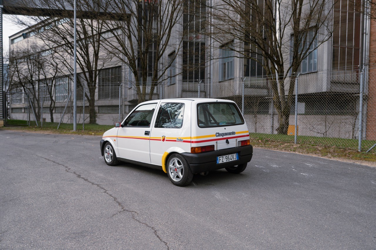 FIAT 500 Abarth-image-5