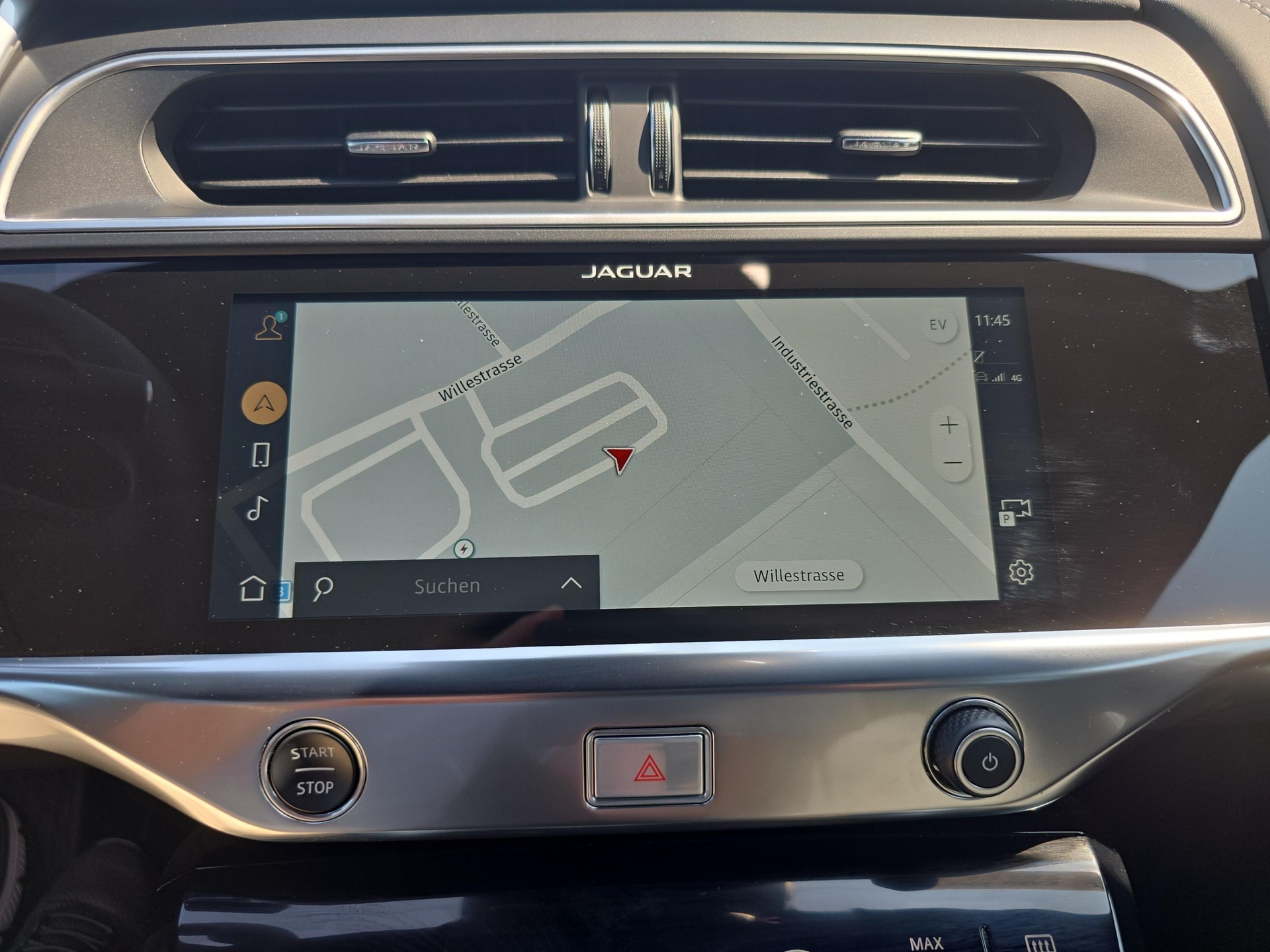 JAGUAR I-Pace EV400 R-Dynamic HSE AWD-image-14
