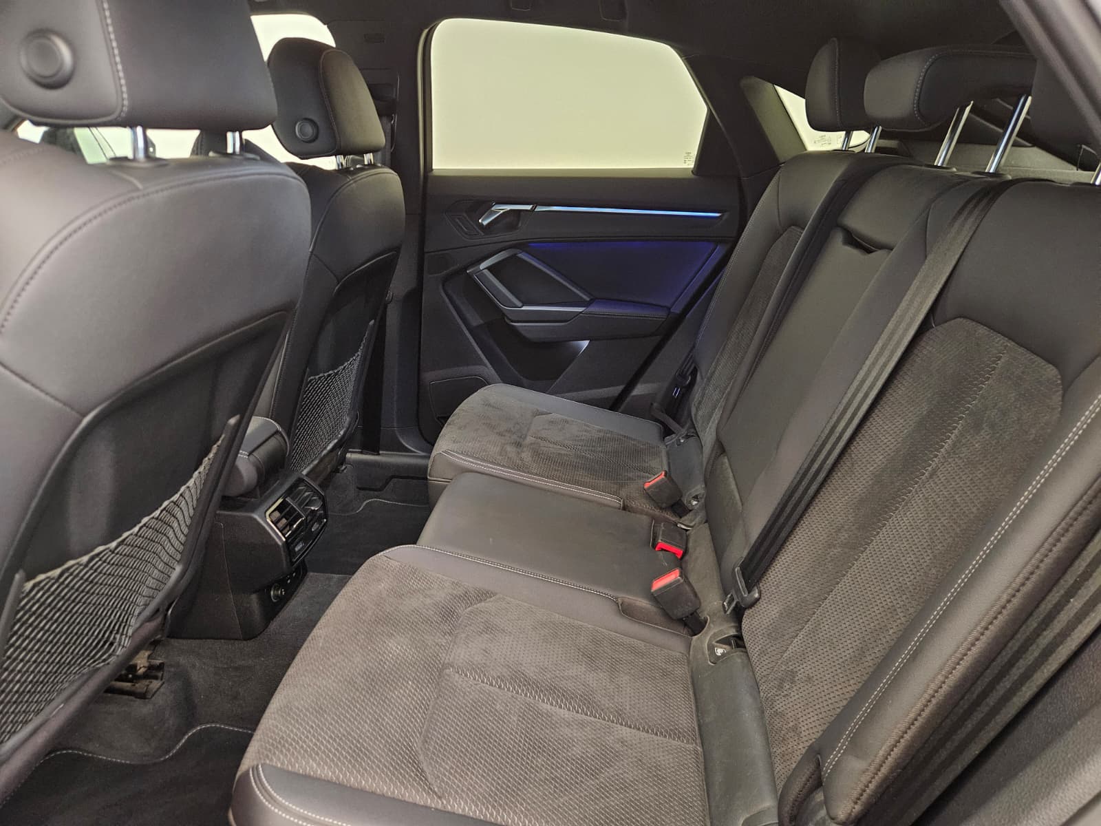 AUDI Q3 Sportback 35 TFSI S line Attraction S-tronic-image-12