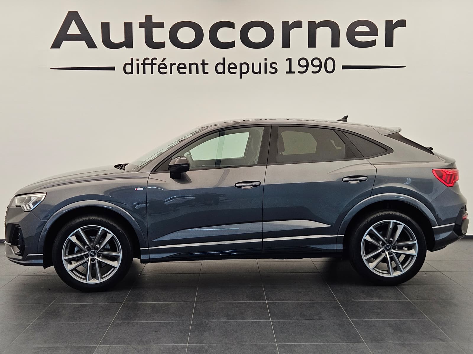 AUDI Q3 Sportback 35 TFSI S line Attraction S-tronic-image-1