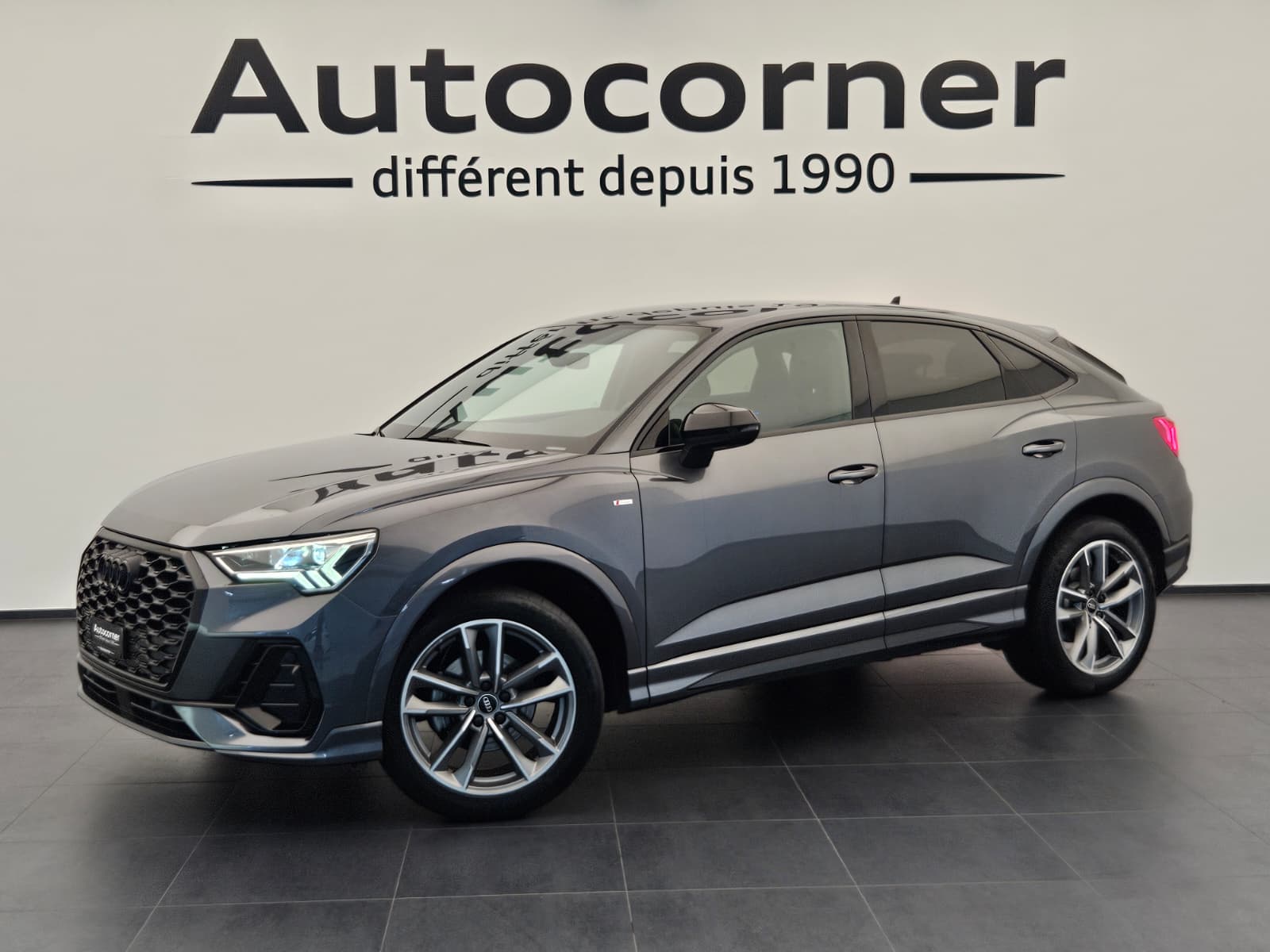 AUDI Q3 Sportback 35 TFSI S line Attraction S-tronic-image-0
