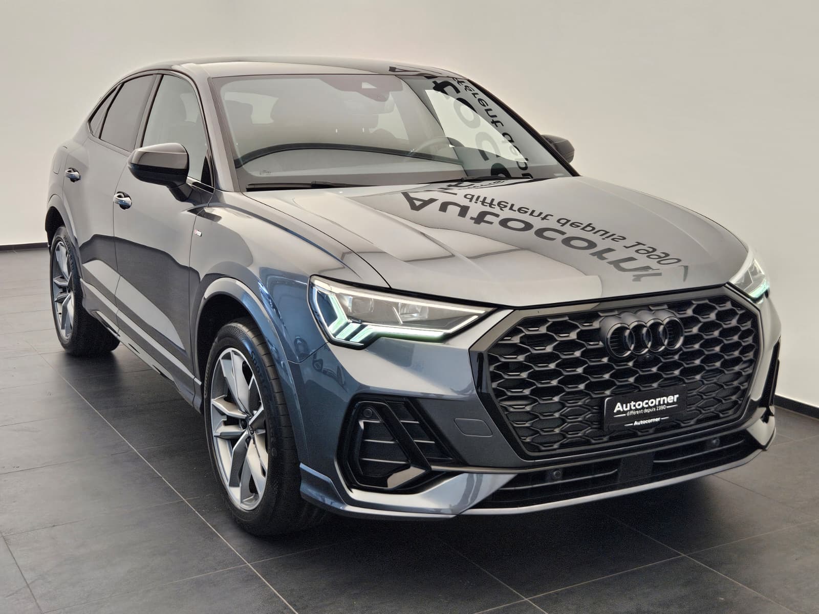 AUDI Q3 Sportback 35 TFSI S line Attraction S-tronic-image-4