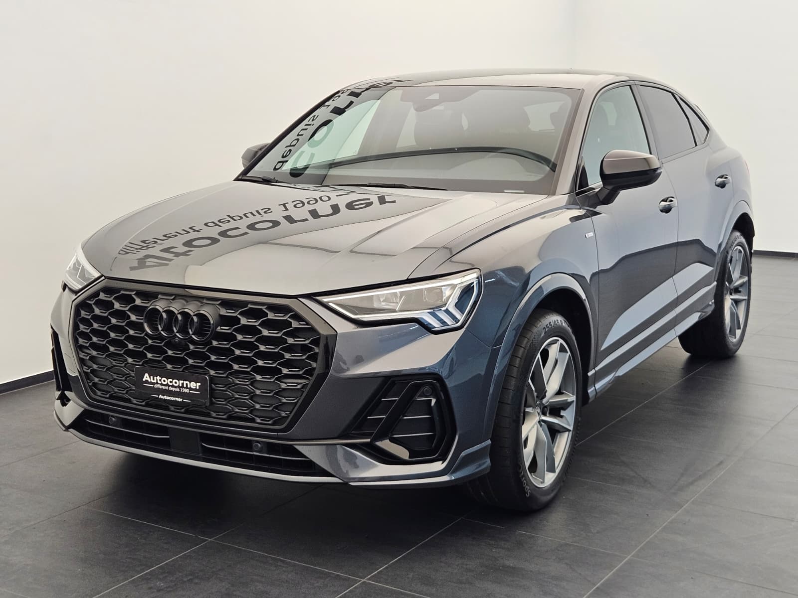AUDI Q3 Sportback 35 TFSI S line Attraction S-tronic-image-2